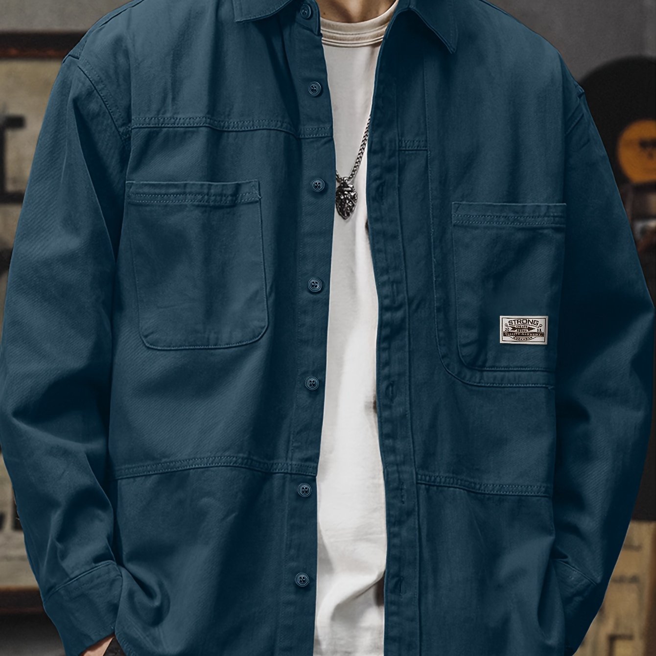 Erkaklar uchun 100% paxta kargo ko'ylagi, yorliq yamoqi bilan, bahor va kuz uchun mukammal, tasodifiy retro sovg'a