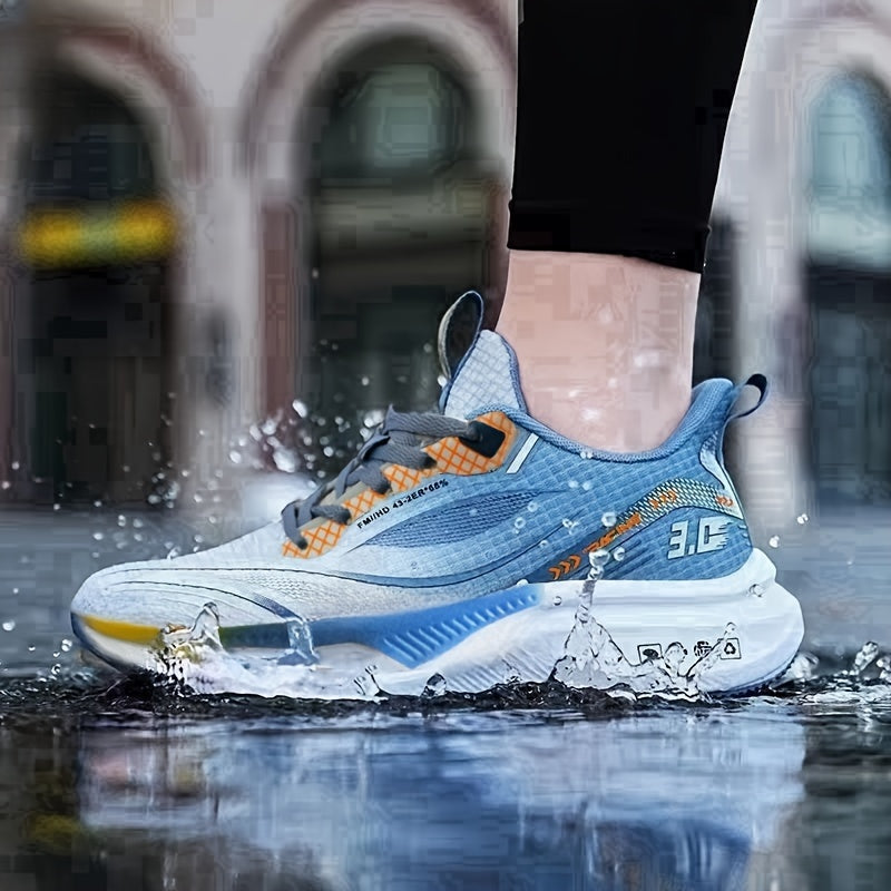 Erkaklar uchun nafas oladigan yugurish poyabzali, gradient rang chiziqli naqsh va pastki yuqori dizayni bilan