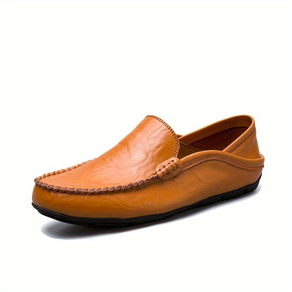 Erkaklar uchun plussiz o'lchamdagi slip-on loferlar, bir rangli sun'iy charm, kauchuk taglik va dumaloq barmoq bilan yil davomida kiyish uchun.