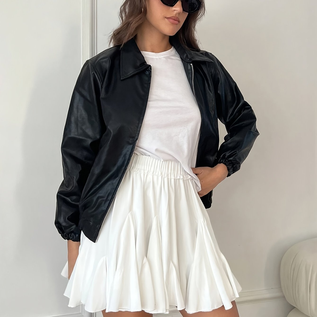 Women's White Ruffle High Waist Mini Skirt for Summer and Autumn