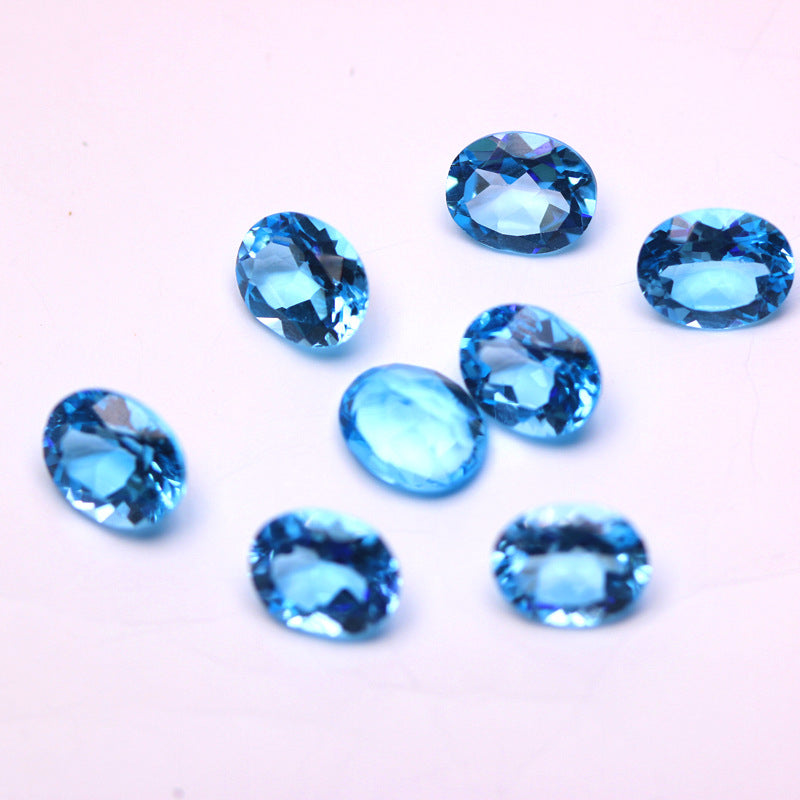 Кольцо в форме яйца с голубым топазом и розовым топазом с кристально чистыми драгоценными камнями