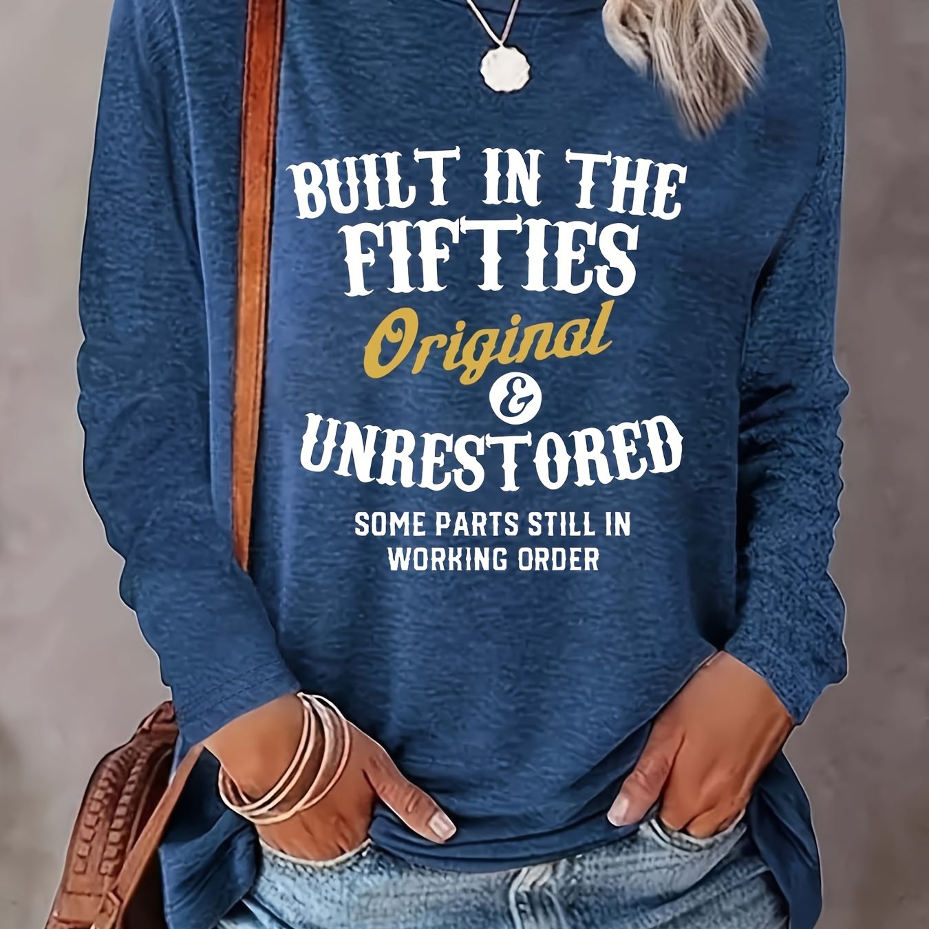 Plus o'lchamli ayollar uchun uzun qo'lqopli kruiz bo'yinli T-shirt yengil ko'k casual vintage