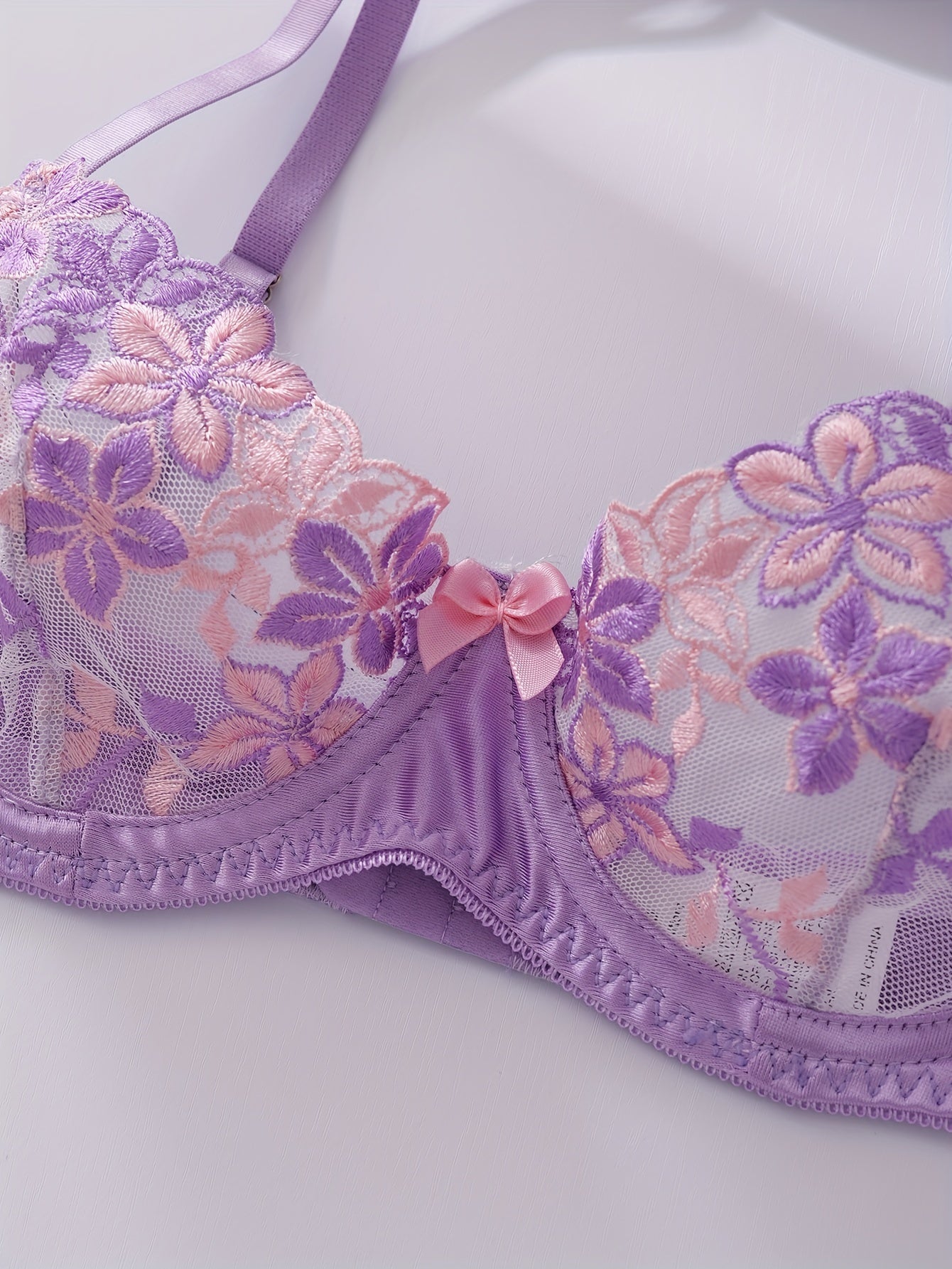 Women's Floral Embroidered Lingerie Set Polyester Elastane Medium Support Underwire Bra