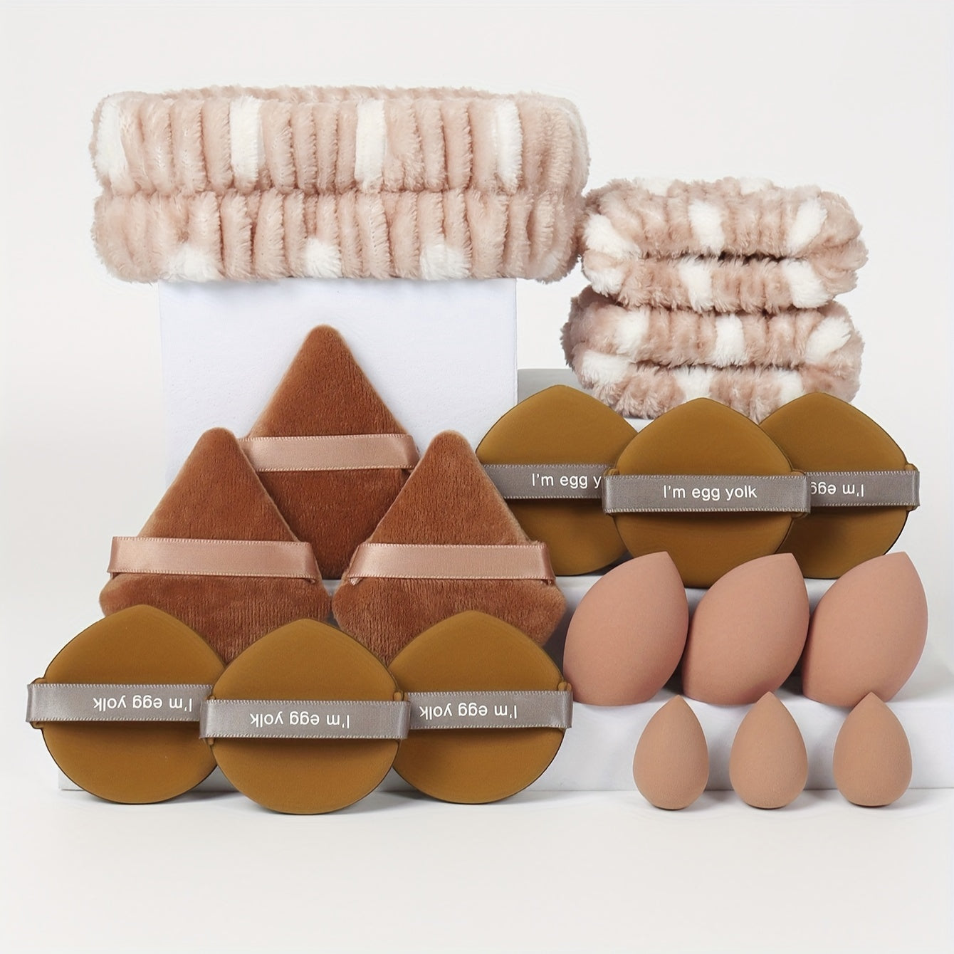 18-Piece Makeup Sponge and Brush Set with Puffs and Accessories for All Skin Types