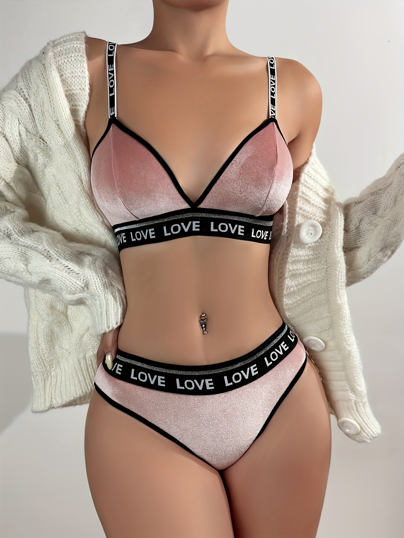 Women's Letter Shoulder Strap Bra and Mid-Waist Panty Set Soft Comfortable Lingerie