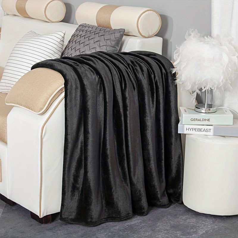 Black Soft Fleece Blanket for Office Travel Leisure and Gift 1pc