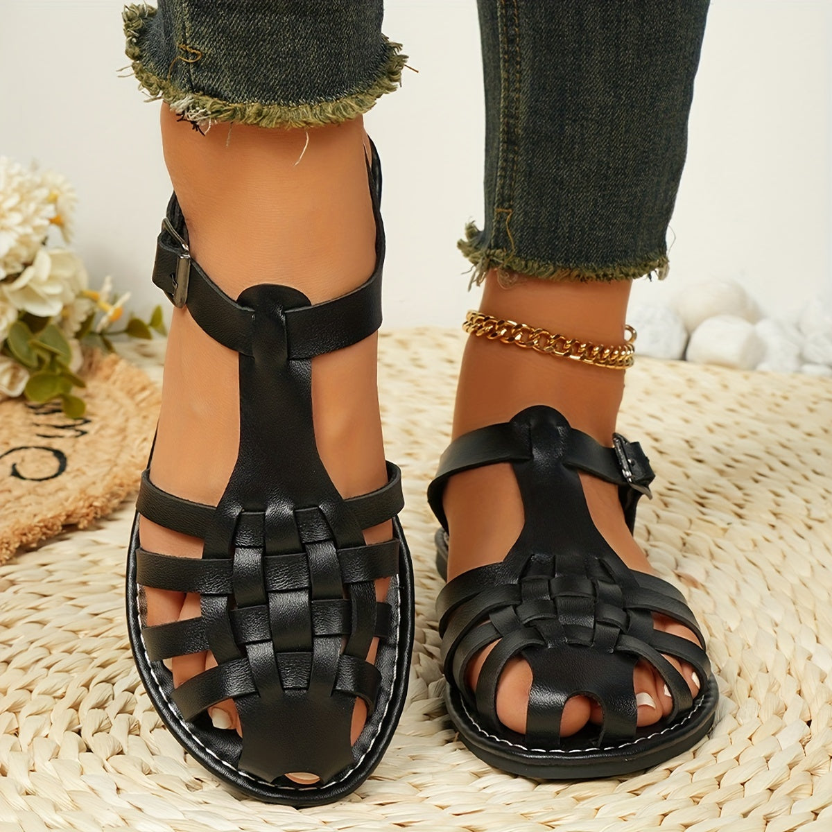 Women's Woven Closed-Toe Roman Sandals Adjustable Buckle Flat Summer Shoes