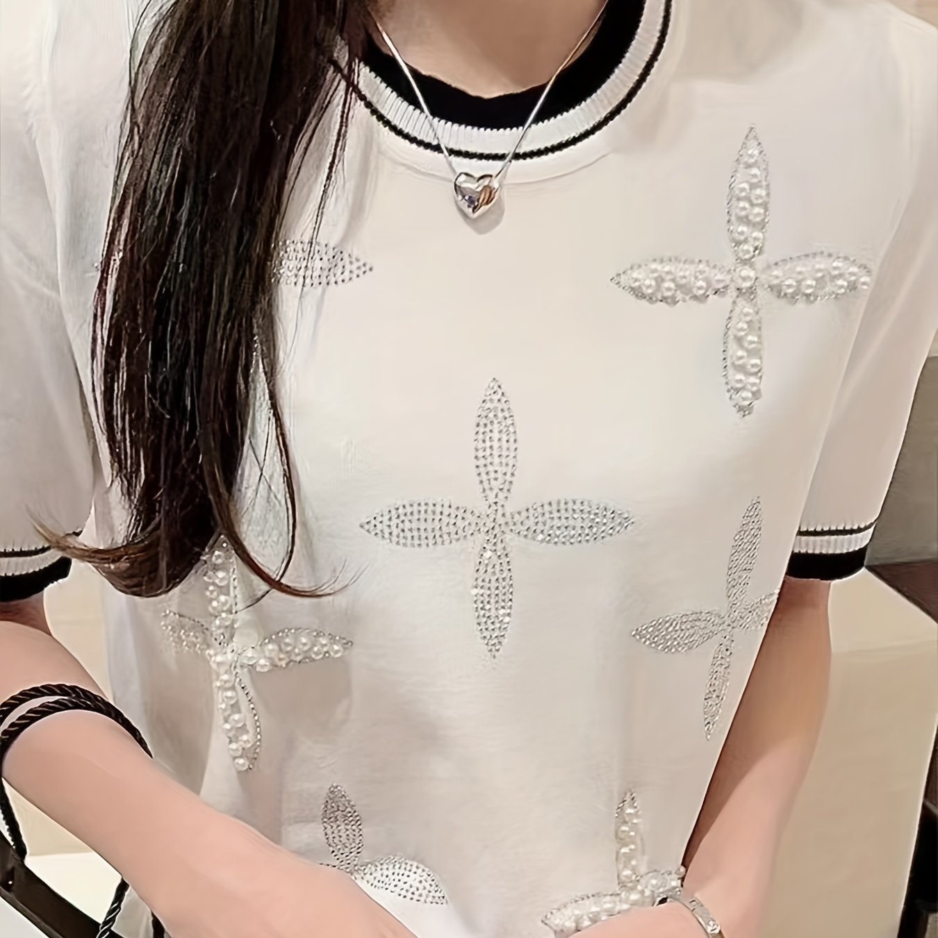 Women's Beaded Rhinestone Crew Neck Knit Top Short Sleeve Spring Summer Casual