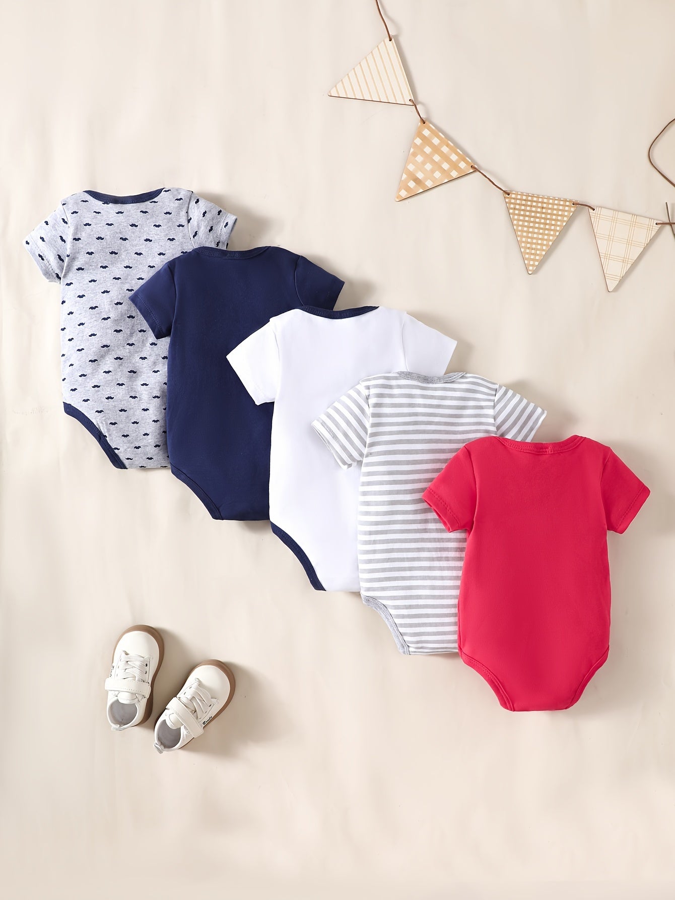Conjunto de 5 piezas de camiseta de algodón para niños con triángulo, estampado en toda la prenda, para verano
