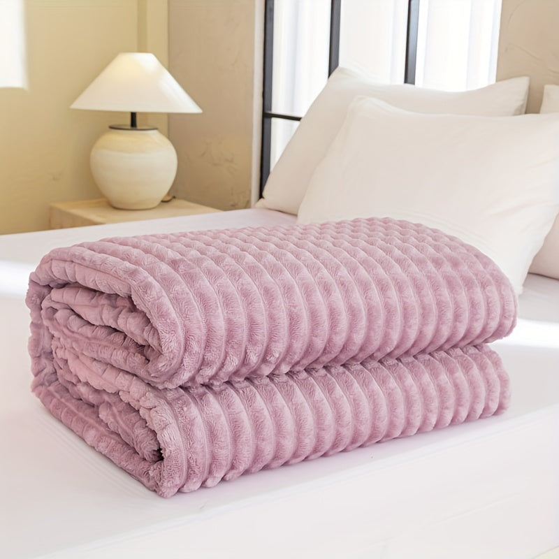 Reversible Flannel Blanket for All Seasons Checkered Bed Cover Soft and Easy to Clean