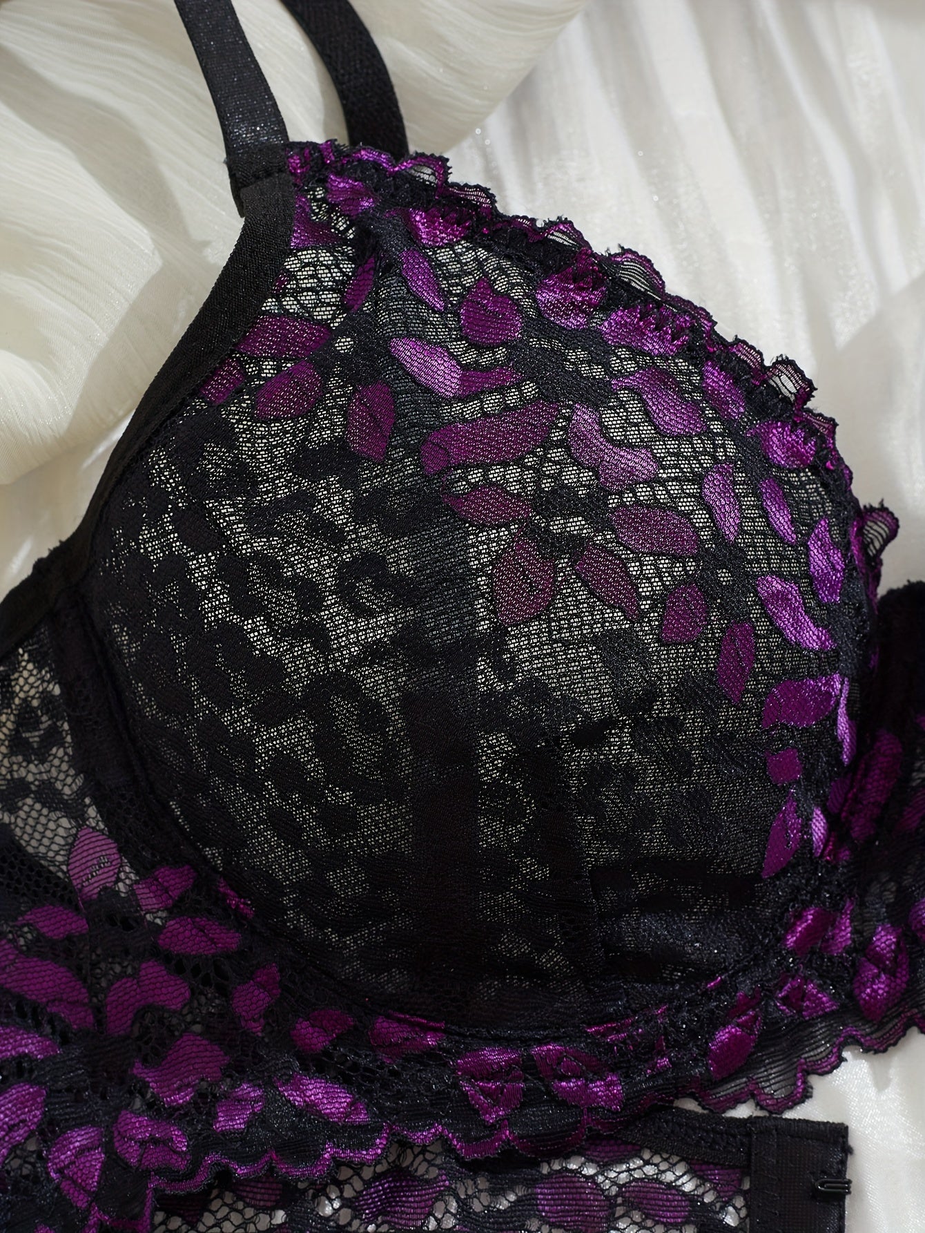 Lingerie Set Floral Lace Semi-Sheer Comfortable Sexy Bra and Panty