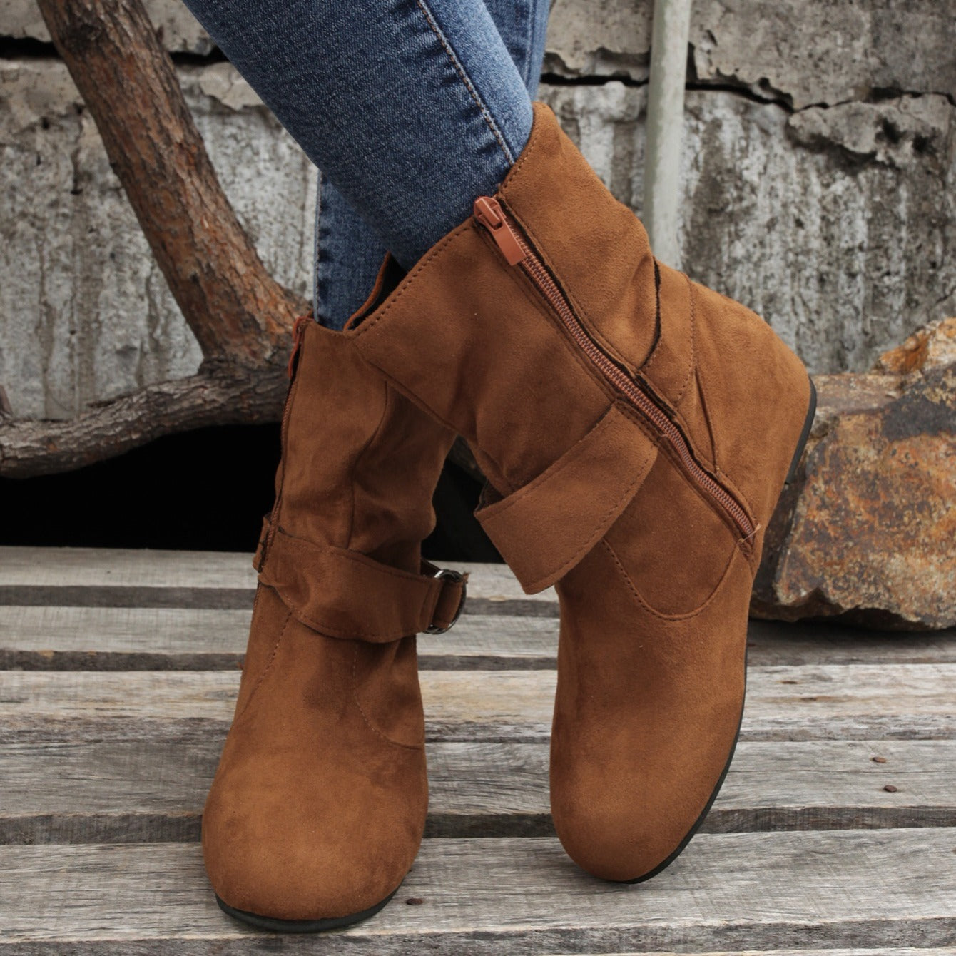 Women's Ankle Boots Solid Color Round Toe Buckle Side Zipper Outdoor Shoes