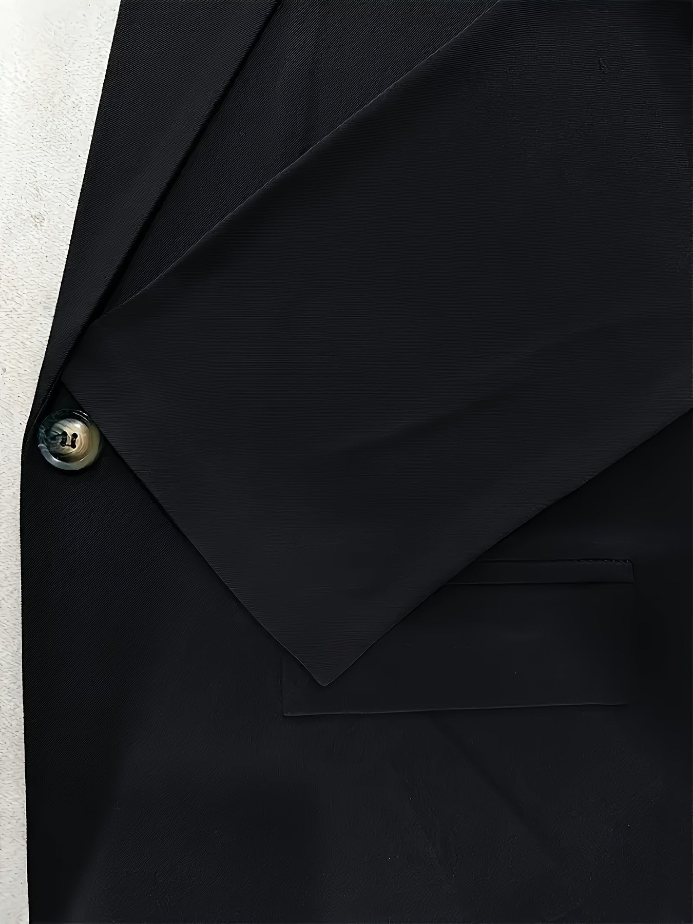 Ayollar uchun plussayz ofis va ish kiyimlari uchun ideal, bitta tugmachali yopiq, uzun yengli, plussayz mustahkam blazer.