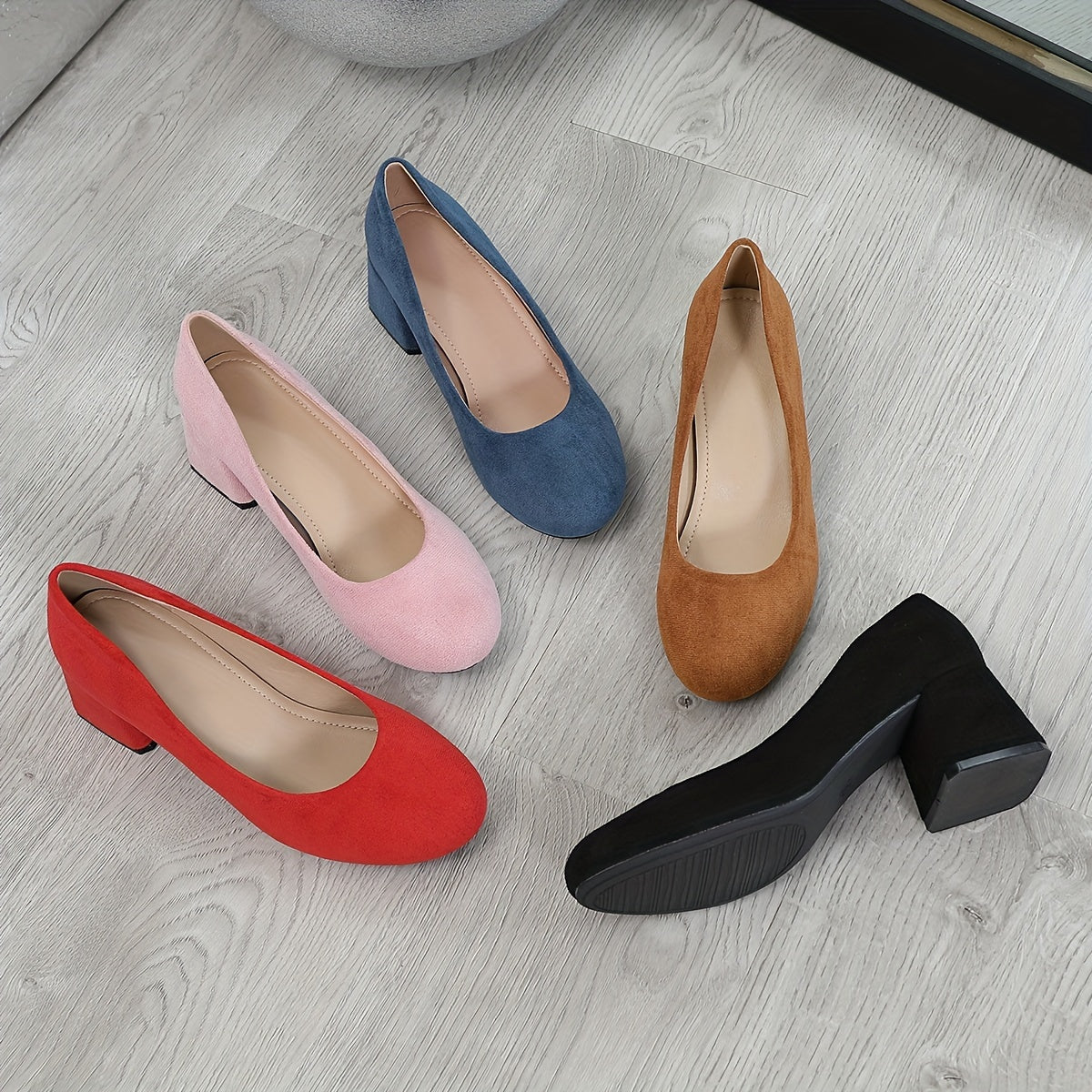 Women's Round Toe Mid Heel Pumps Stylish Comfortable Solid Color All Seasons