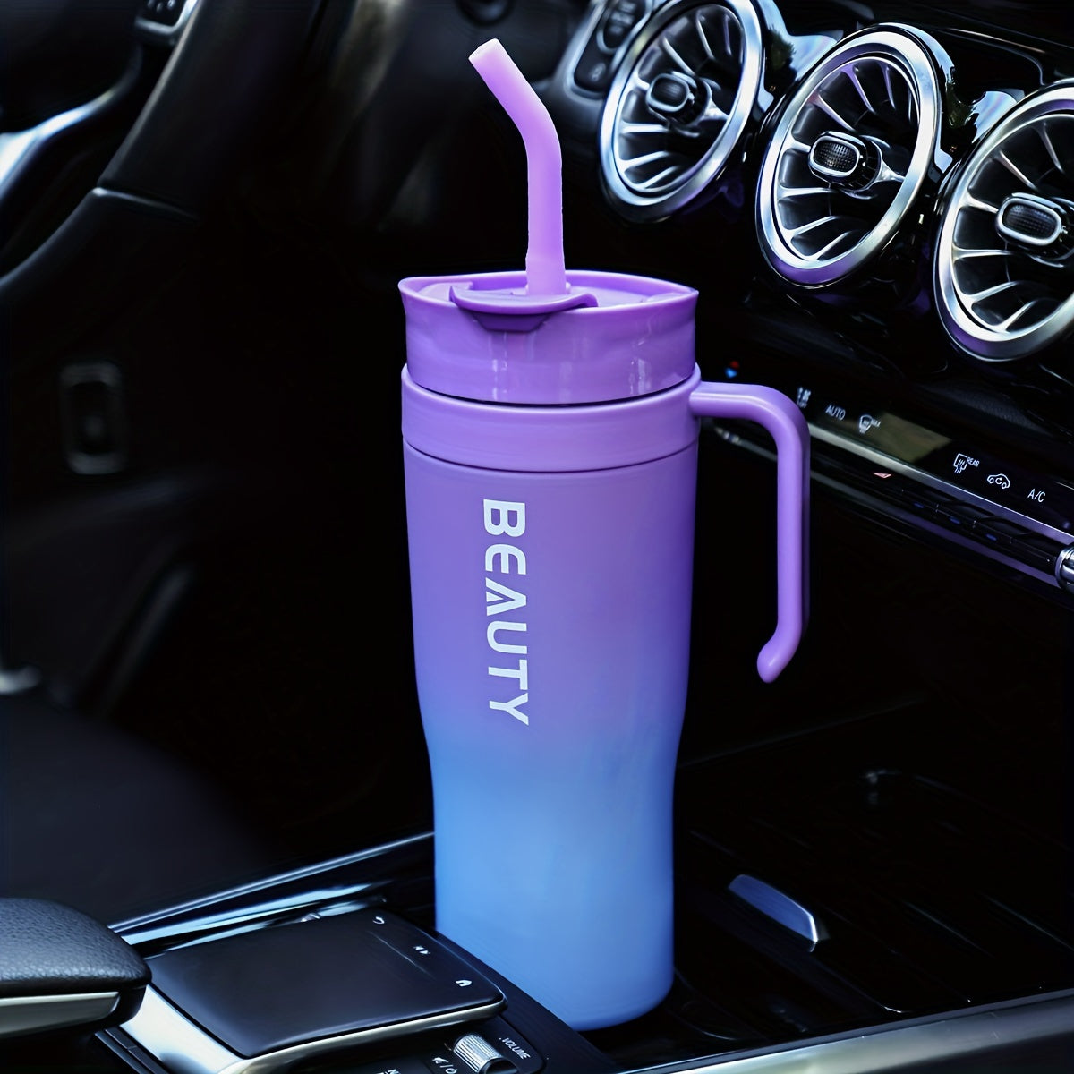 Large Capacity Plastic Straw Cup with Handle for Hot Cold Drinks for Gym Outdoors Car