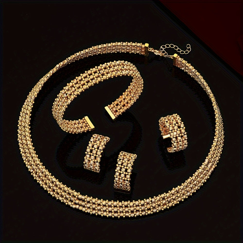 Qoʻlda tayyorlangan bangle toʻplami, 4 qatorli, 2024-yil uchun zamonaviy dizayn, 3 rangda mavjud - Kundalik kiyimlar va toʻylar uchun ideal. Oltin qoplangan mis asosidan tayyorlangan, toshlarsiz. Eid al-Fitr bayramlari va yil boʻyicha stil uchun mukammal.