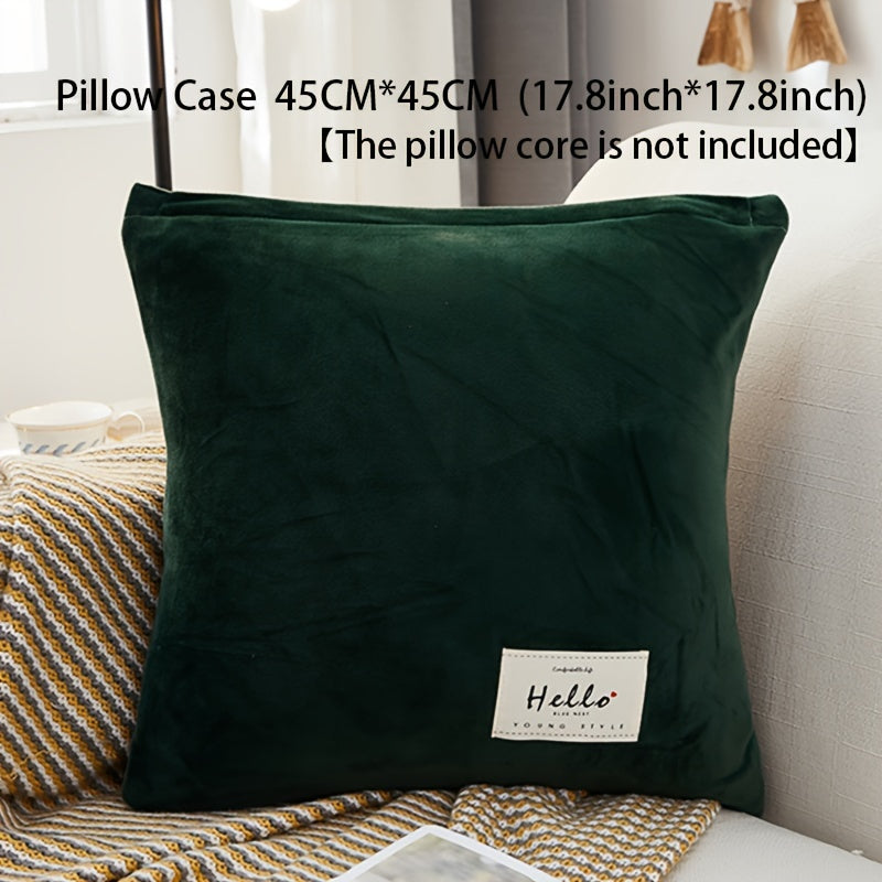 Velvet divan qoplamasi qishki iliqlik va barcha mavsumlar uchun to'liq qoplama ta'minlaydi. Cho'ziluvchan, changdan himoyalangan va elastik mato bilan tozalash oson. Orqa tayanch va yostiq qoplamasi uchun sirpanmas xususiyatlarni o'z ichiga oladi.