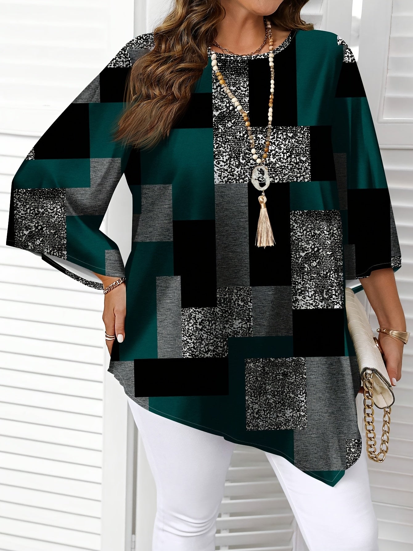 Plus Size Women's Casual Blouse Lightweight Summer Top with Geometric Print