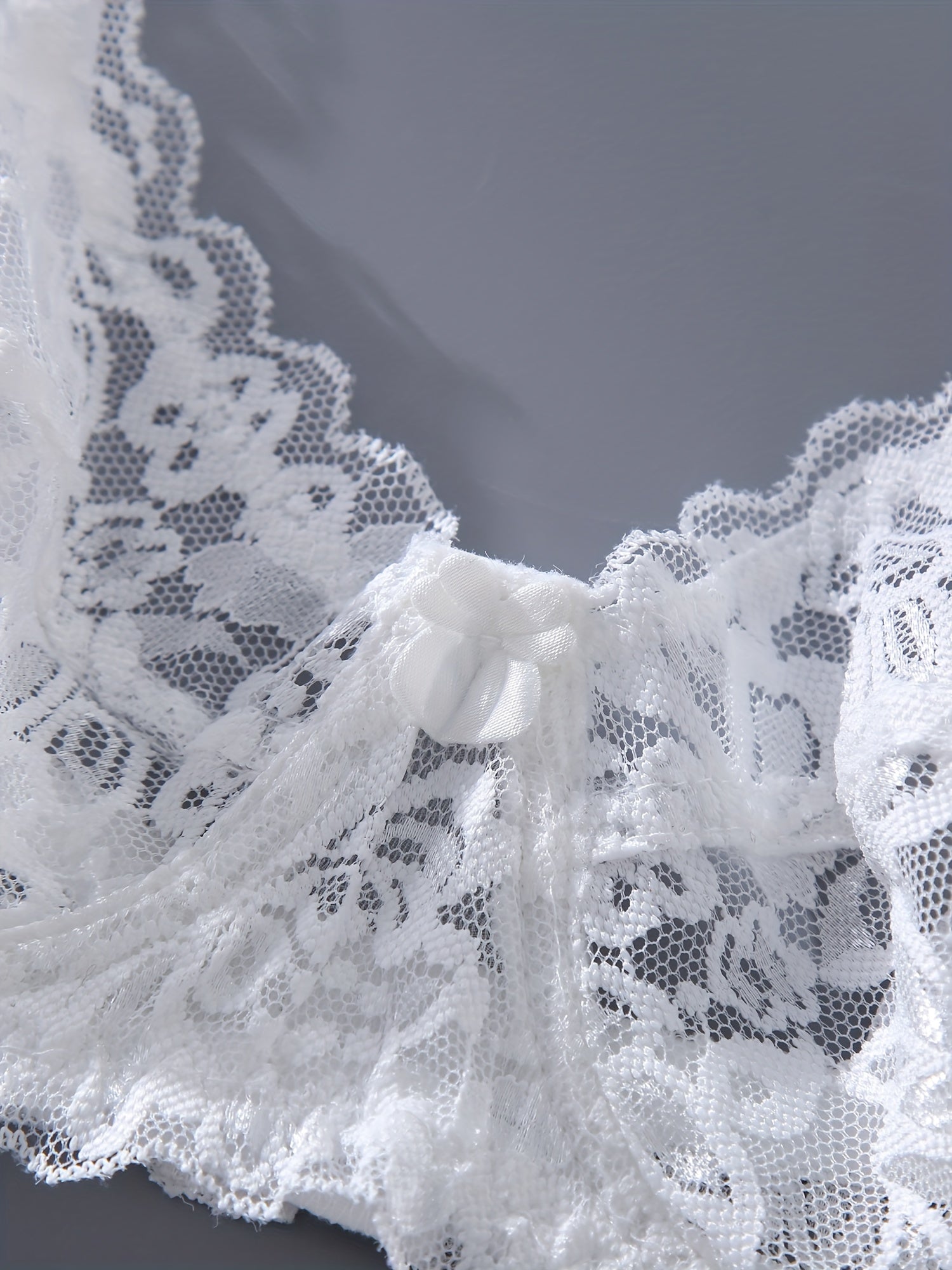 Women's Lace Bras Semi-Sheer Elegant Daily Wear Underwear