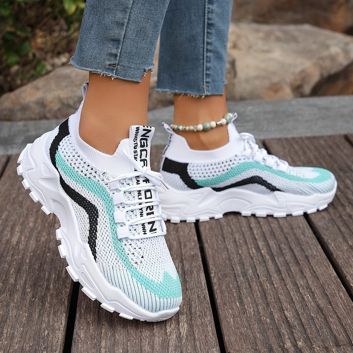 Women's Mesh Platform Sneakers Casual Low Top Tennis Shoes Plus Size
