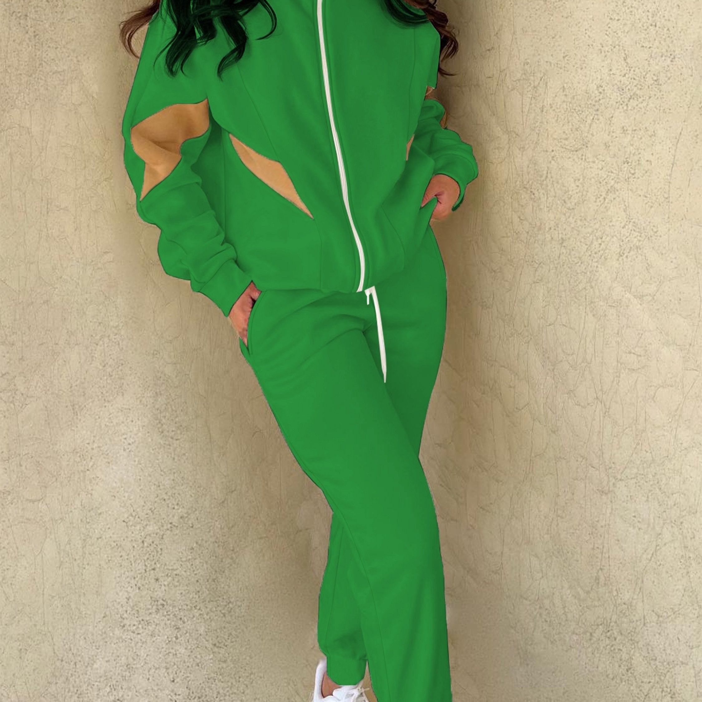 Ayollar uchun plussiz o'lchamdagi tasodifiy 2 qismli to'plam, uzun yengli palto va sport shimlari bilan