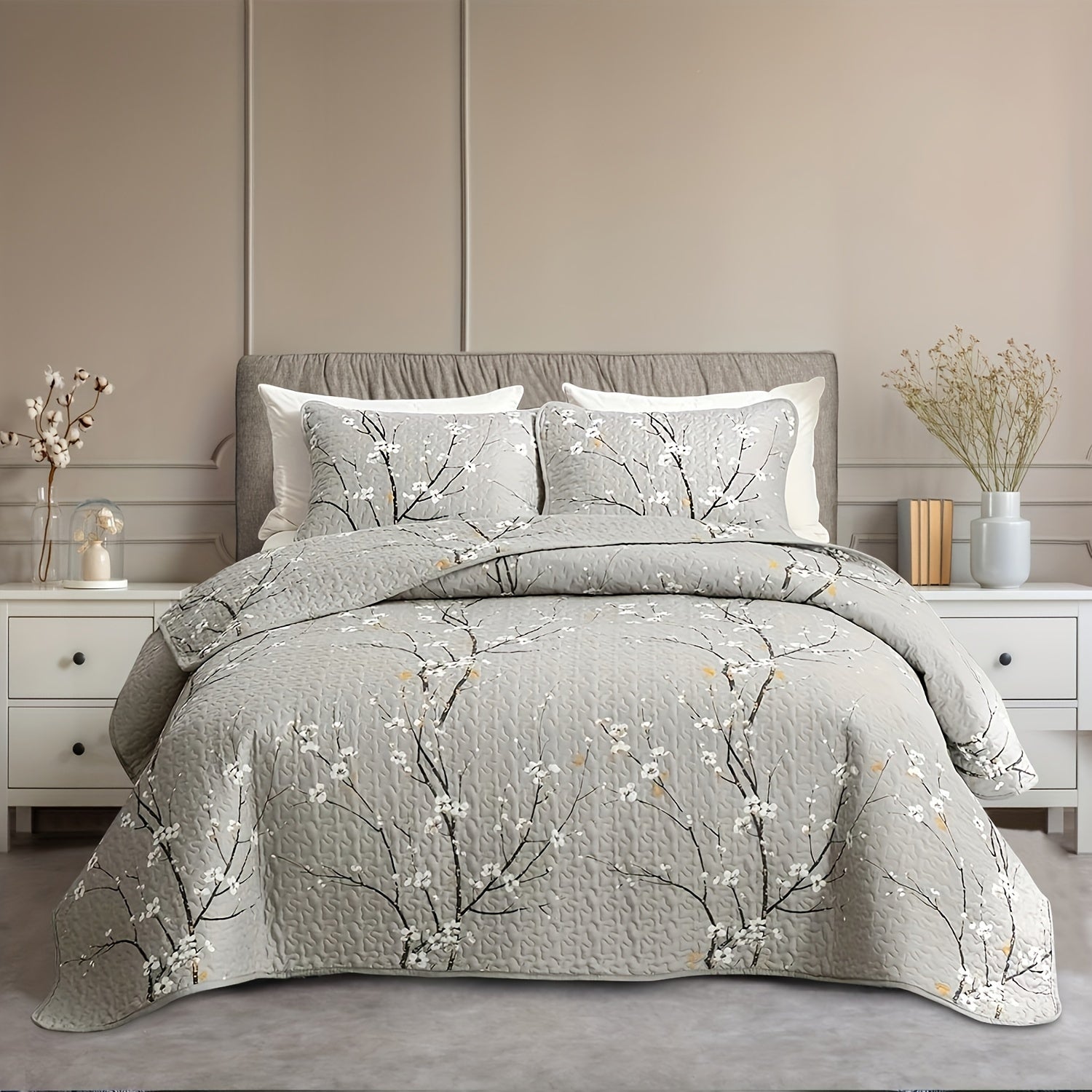Elegant Plum Blossom Bedding Set 3 Pieces Quilt and Pillowcases Breathable Soft for All Seasons