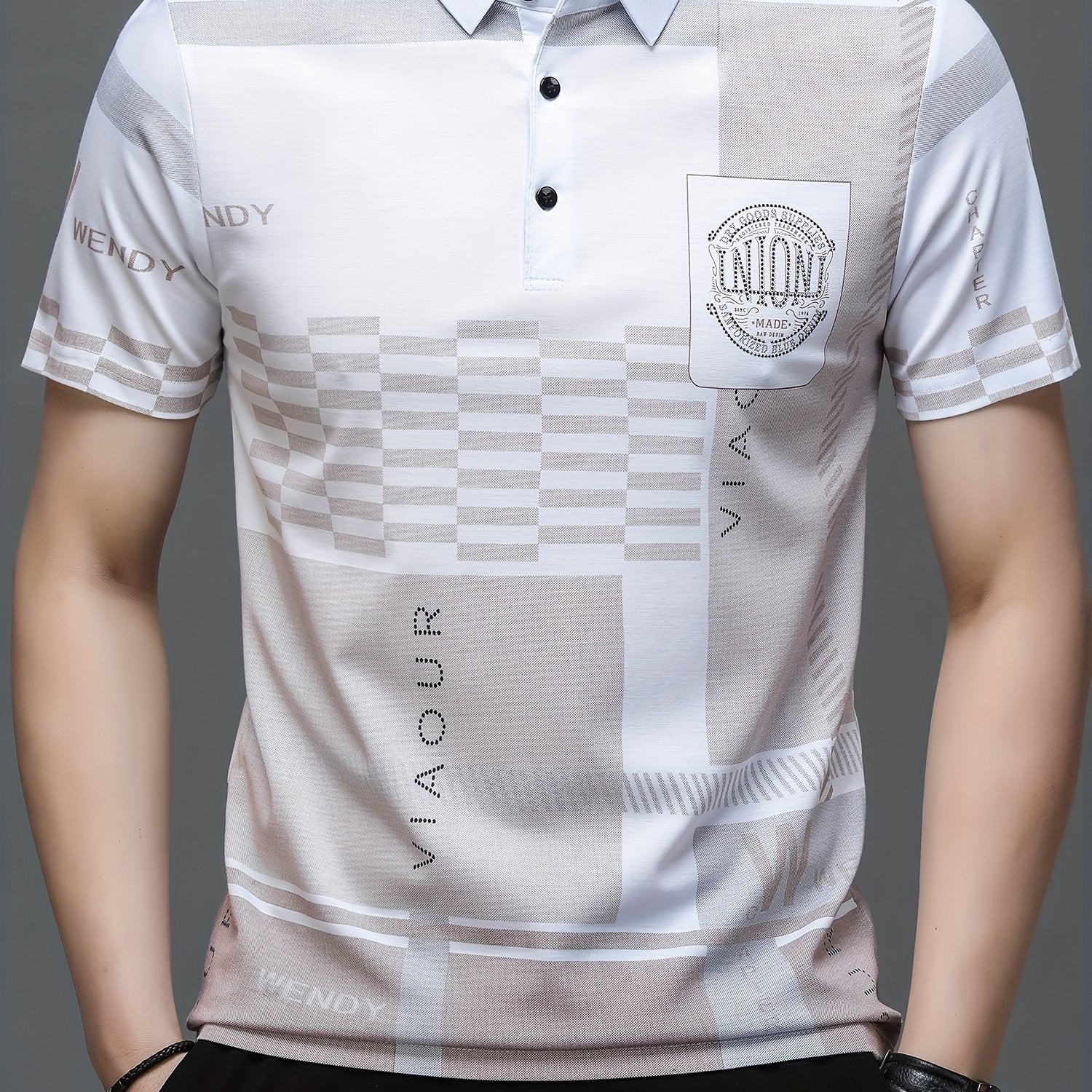 Men's Lightweight Knit Short Sleeve Shirt in Plaid and English Motif for Summer