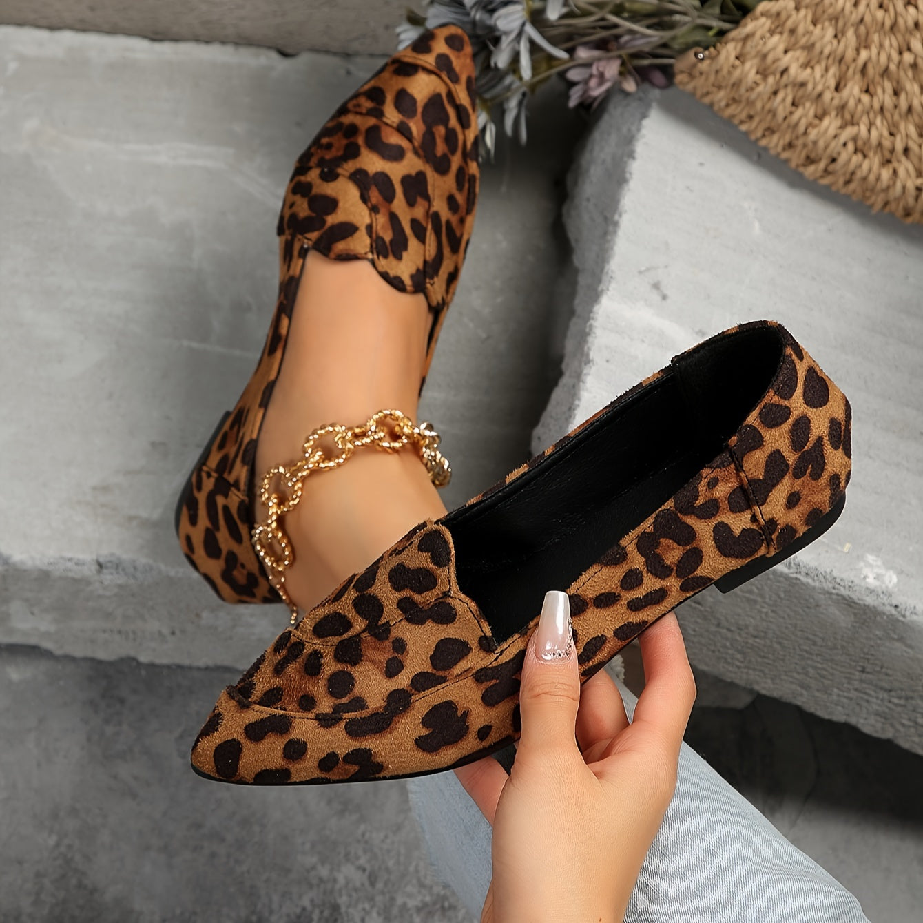 Women's Mary Jane Flats Pointed Toe Solid Color Lightweight PU Insole Rubber Sole