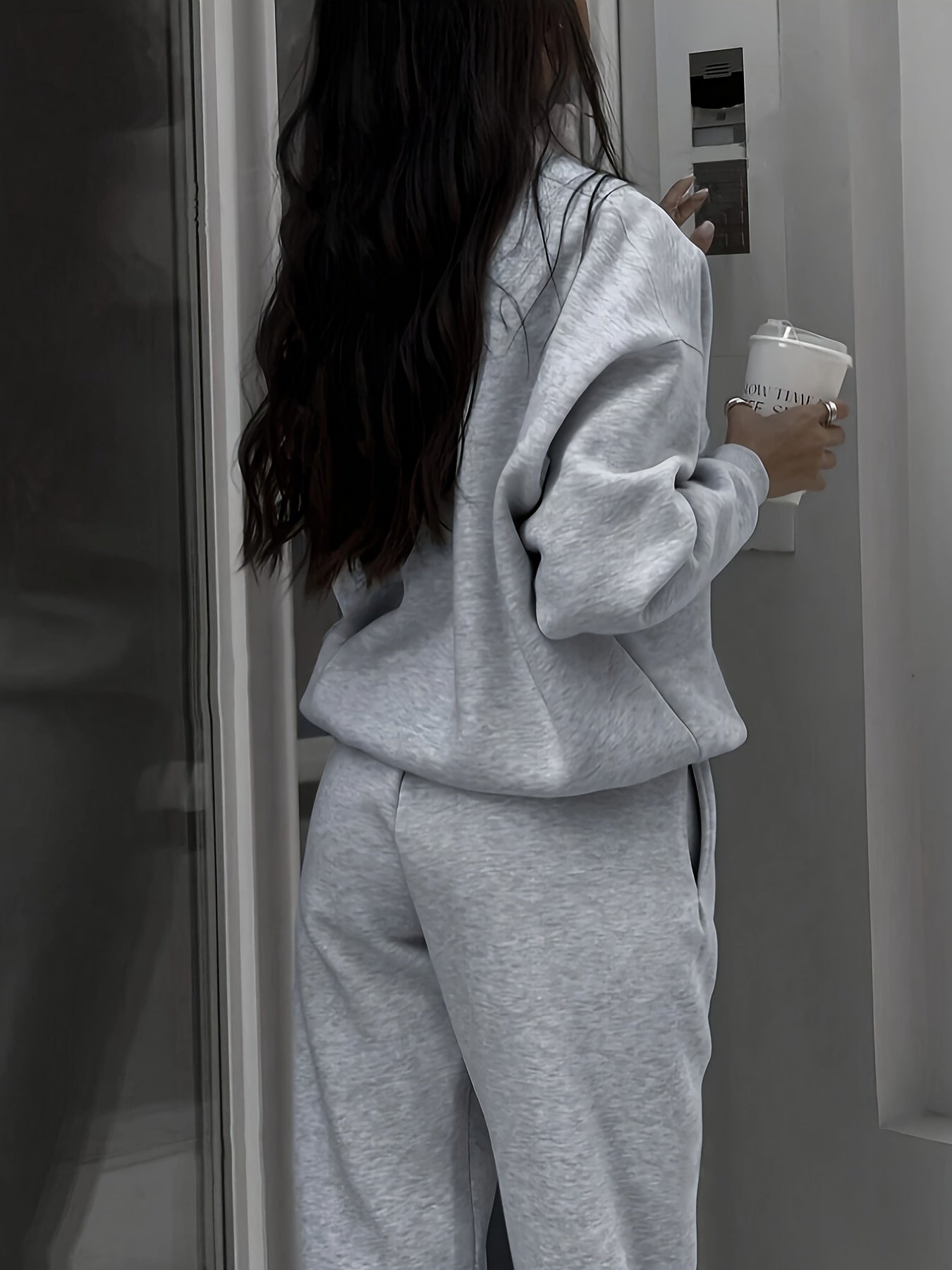 Women's Polyester Sweatshirt and Joggers Set Solid Color Fall Winter Machine Washable