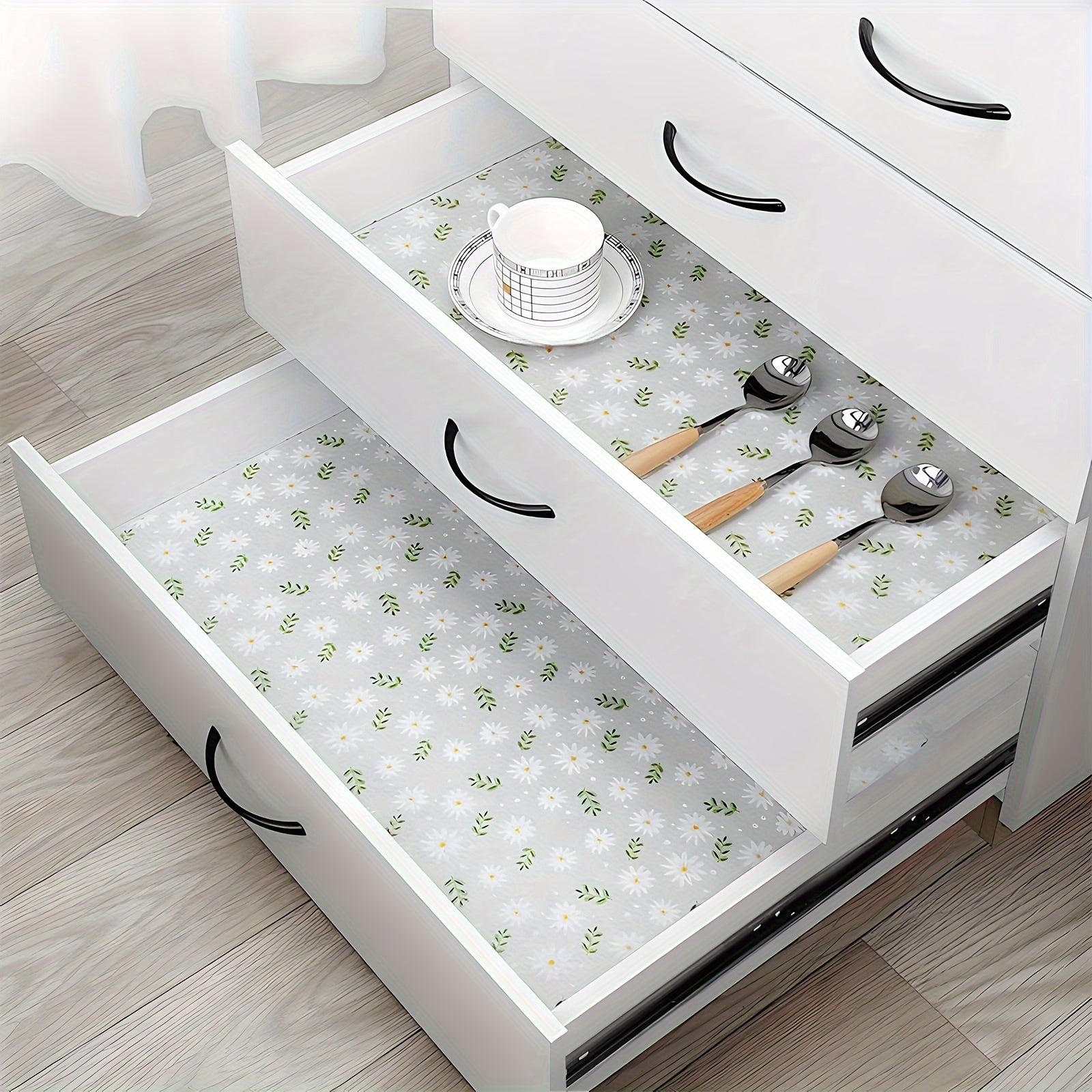 Daisy Pattern Waterproof Oil Stain Resistant Shelf Liner for Kitchen Cabinets Drawers