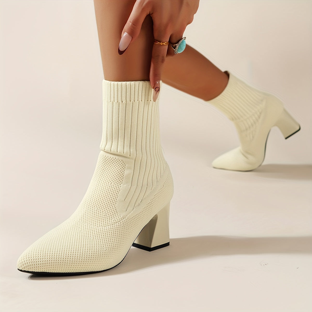 Women's Knit Slip-On Boots With Chunky Heel Breathable Winter Point Toe