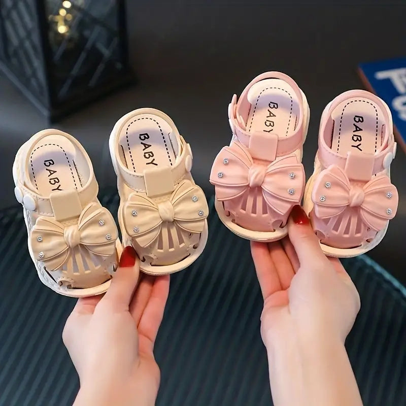 Girls' Summer Closed-Toe Sandals PVC Soft Sole Cartoon Design