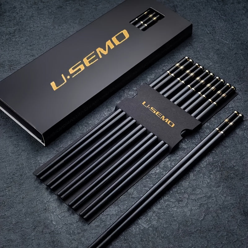 Set of 5 Reusable Alloy Chopsticks with Embossed Great Wall Pattern for Noodles Sushi and Ramen