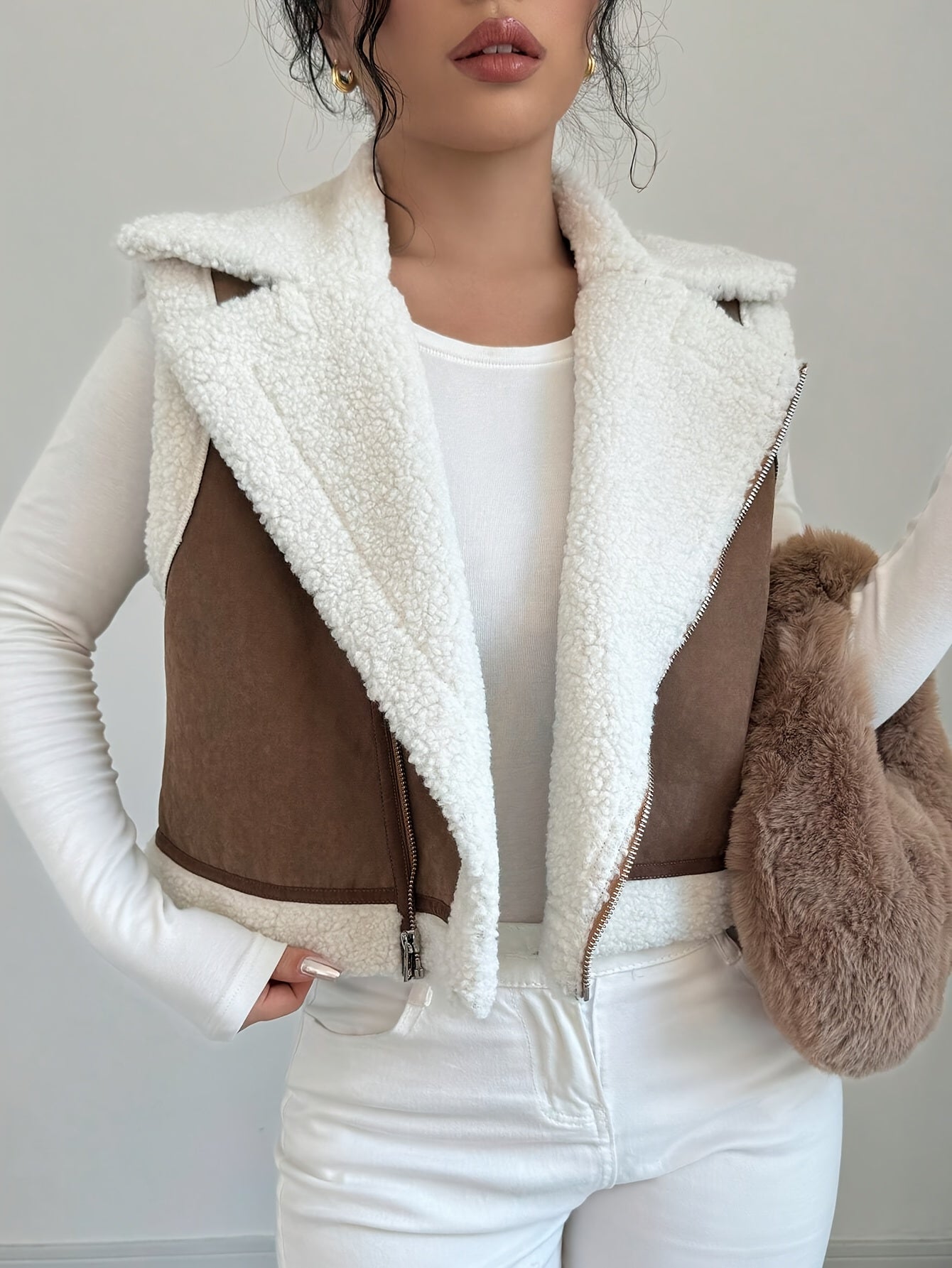 Women's Faux Lamb Sleeveless Vest Jacket with Zipper and Lapel Collar for Fall Winter