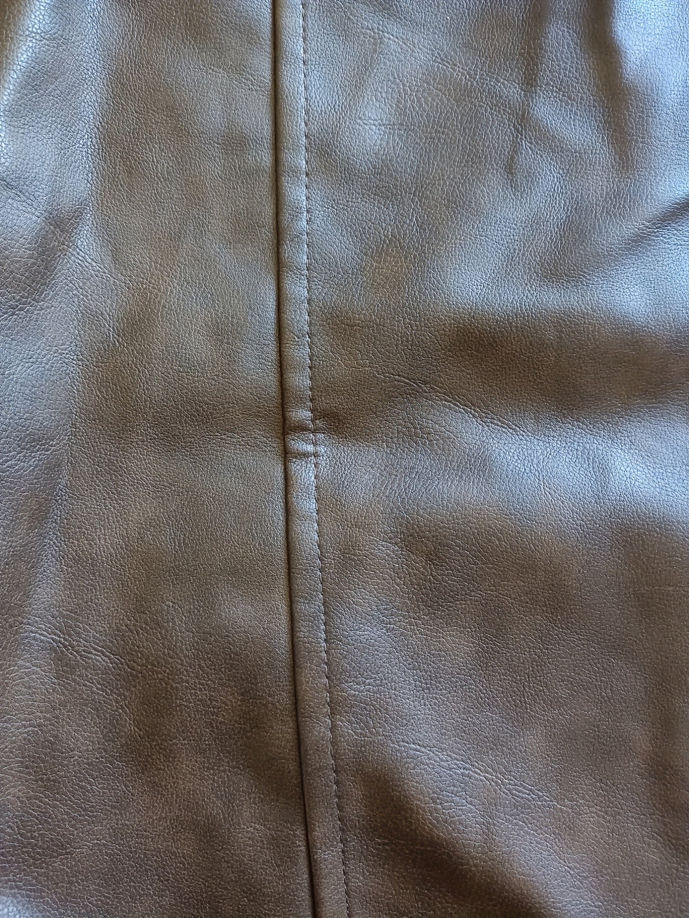 Erkaklar uchun Premium Kapüşonli Kurtka Qora rangda, Zip-Up, Bir nechta cho'ntaklar, Oddiy moslashuv, Uzoq yeng, Polyester astar, Oson parvarish (Qo'l bilan yuvish yoki quruq tozalash)