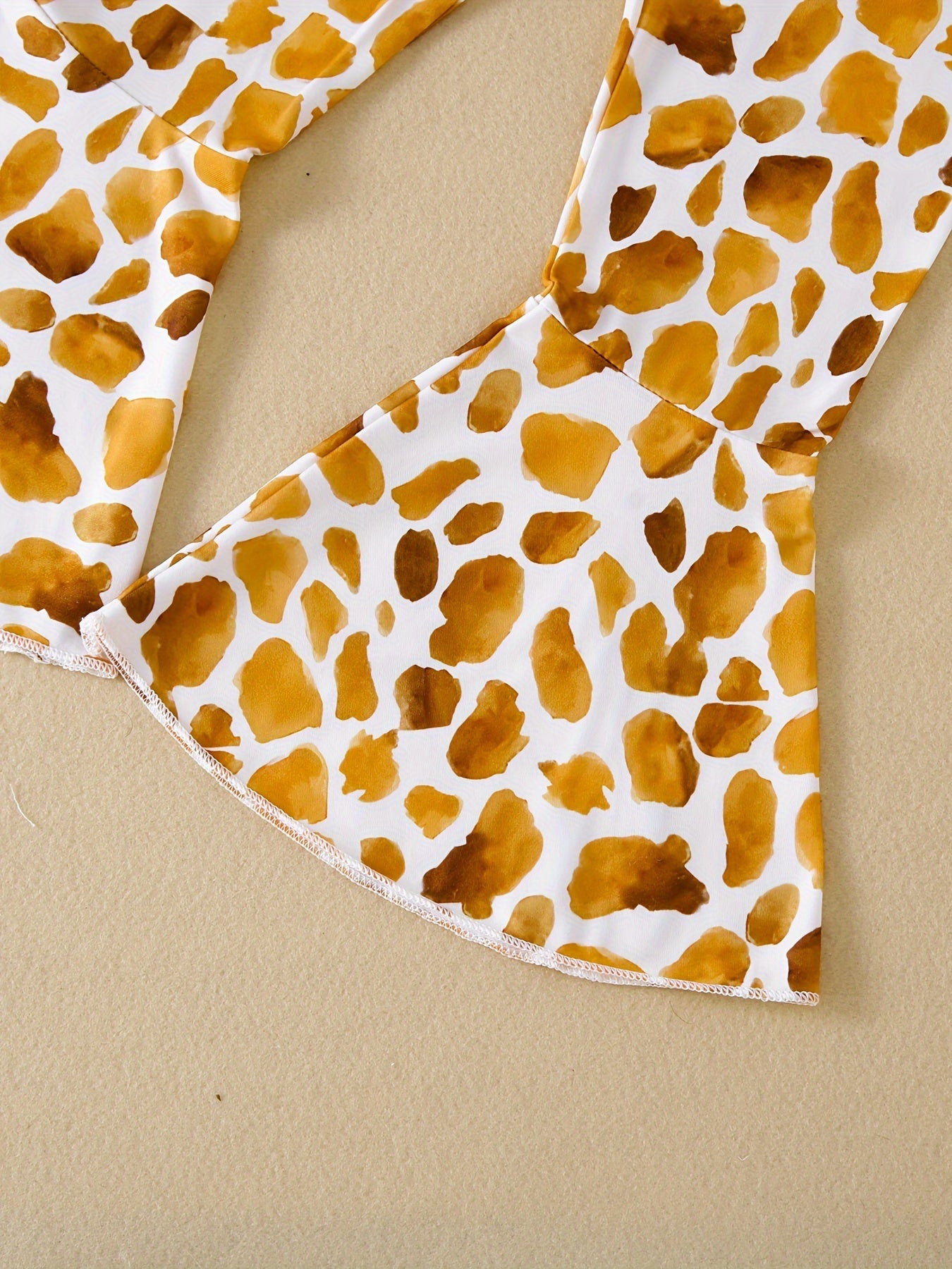 Kids' Summer 3D Giraffe Graphic T-Shirt and Flare Pants Set Polyester