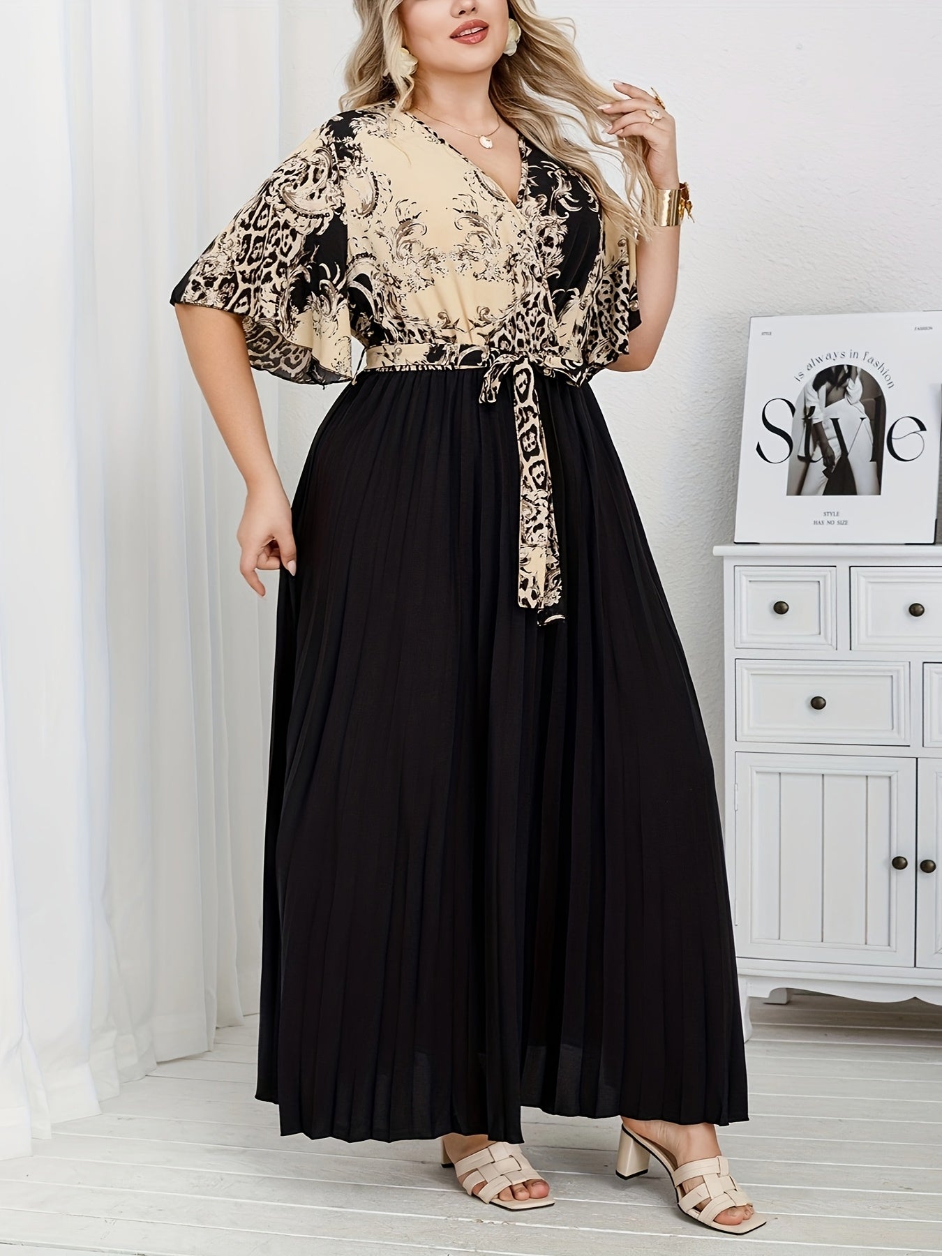 Women's Plus Size Pleated Print V-Neck Dress Elegant Temperament