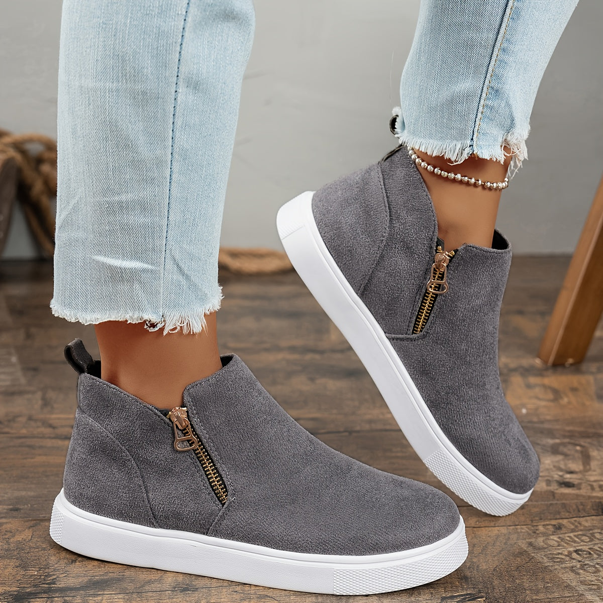 Women's Ankle Boots Retro Solid Color Flat Boots with Side Zipper