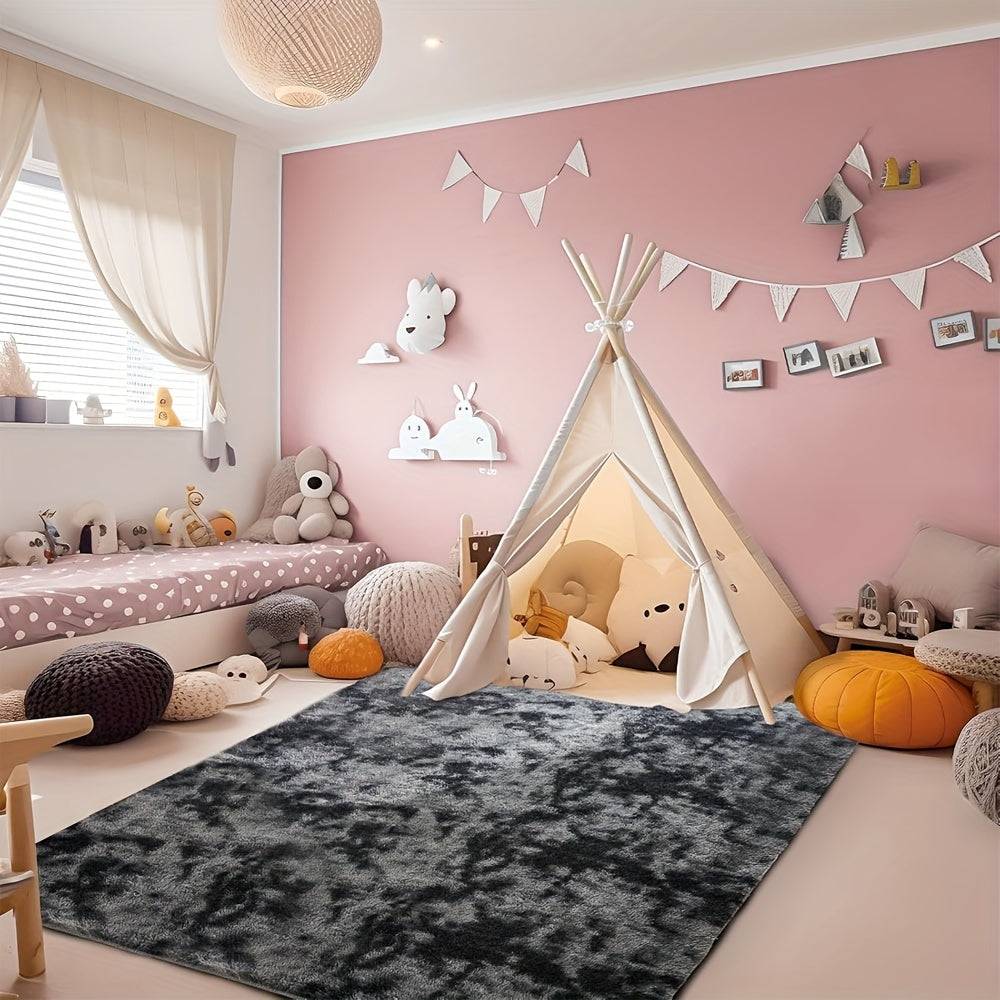 Mashina yuvish mumkin bo'lgan bo'yoq bilan bo'yalgan kulrang yumshoq yotoq yonidagi gilam - Talabalar yotoqxonasiga yoki uy bezatish uchun mukammal