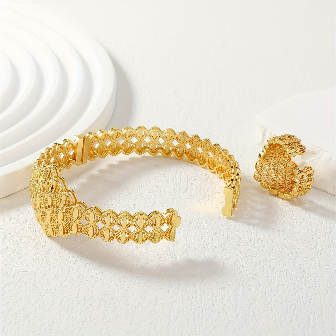 Efiopcha uslubidagi zargarlik to'plami: 24K oltin qoplangan mis bilaguzuk va uzuk, ayollar uchun mukammal to'y aksessuar, ona yoki qiz do'st uchun ajoyib sovg'a, har kuni yoki bayramda kiyish uchun mos, yoqimli Ramazon sovg'asi