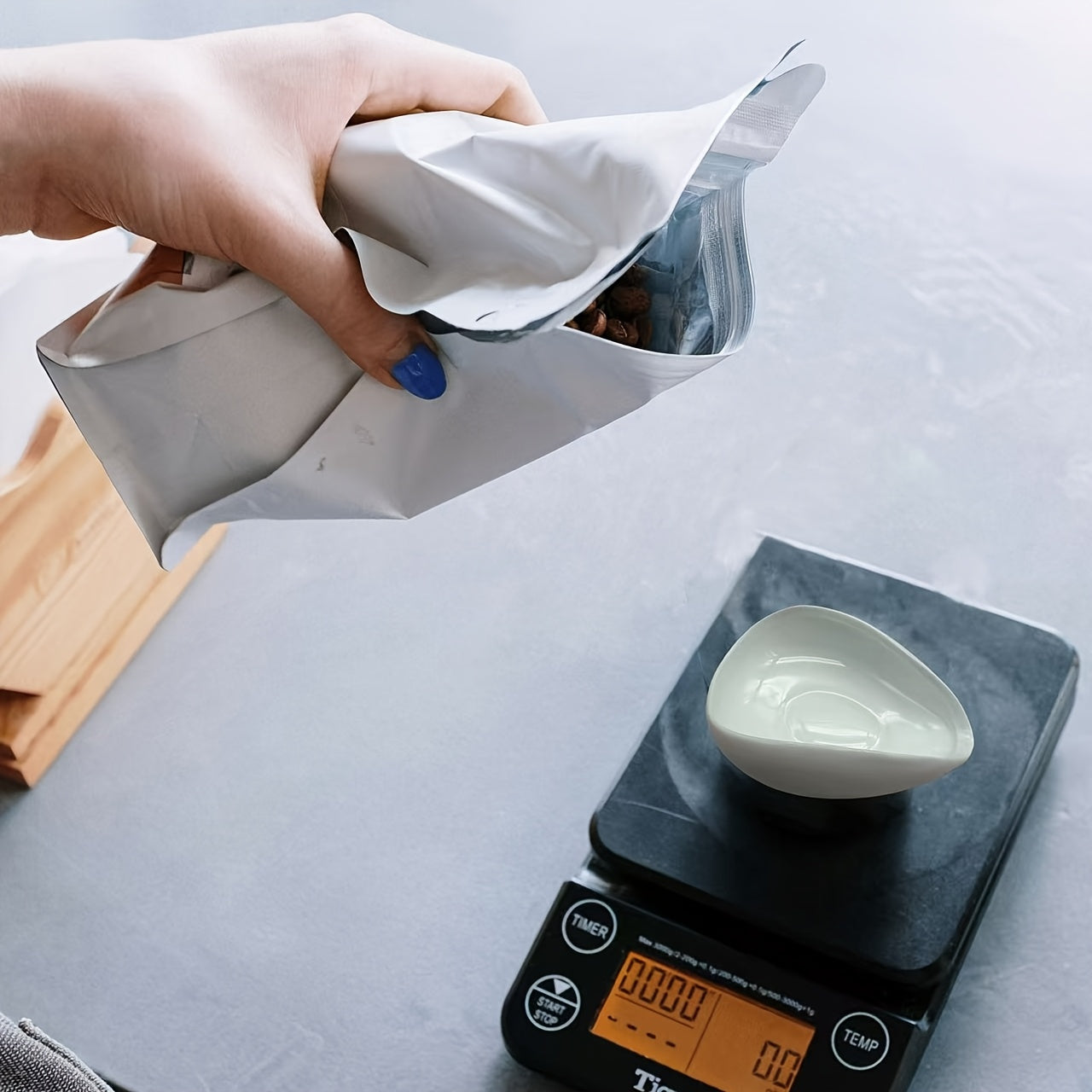 White Coffee Bean Measuring Cup Tray Set with Water Bottle and Weighing Plate