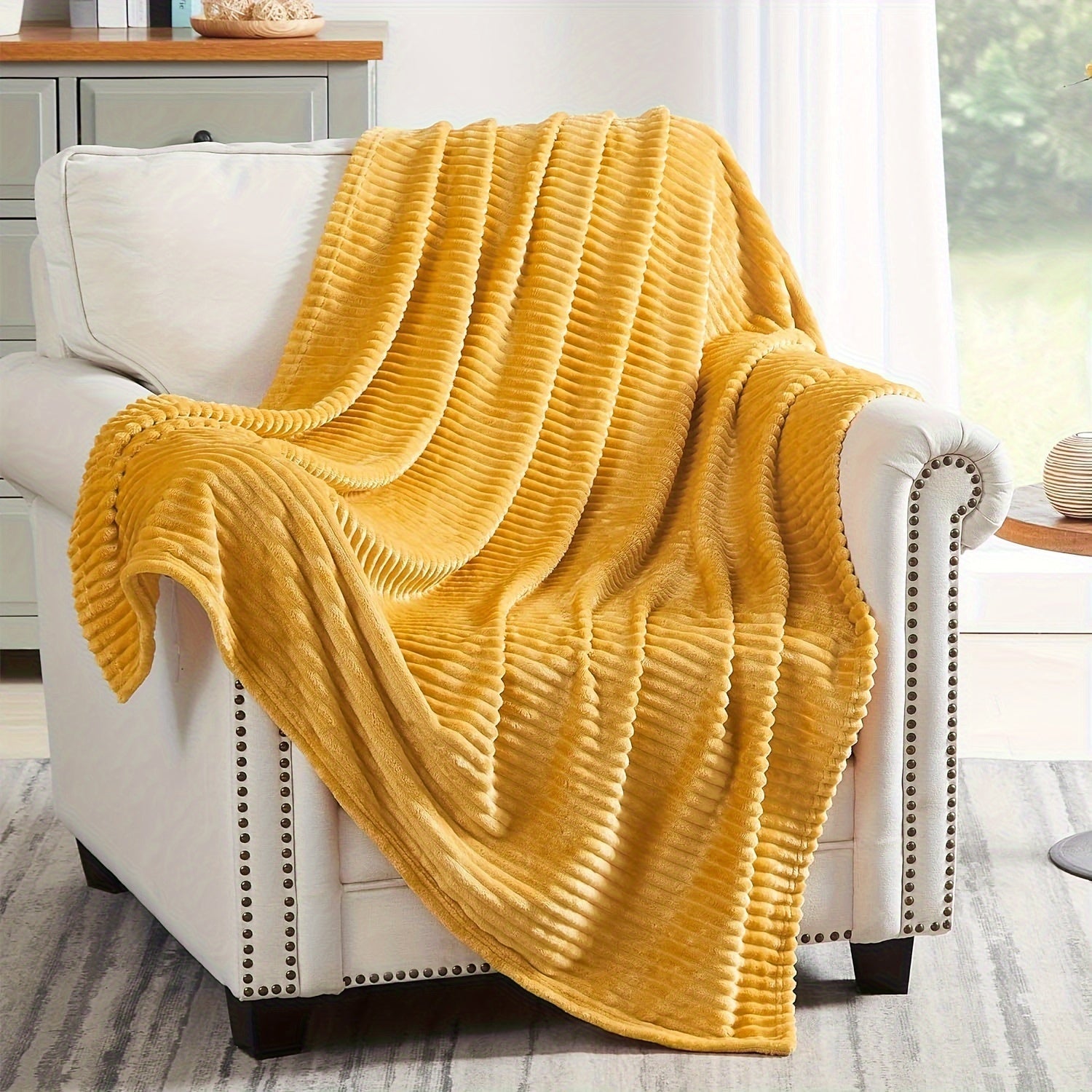 Oversized Microfiber Fleece Throw Blanket with 3D Ribbed Jacquard Design