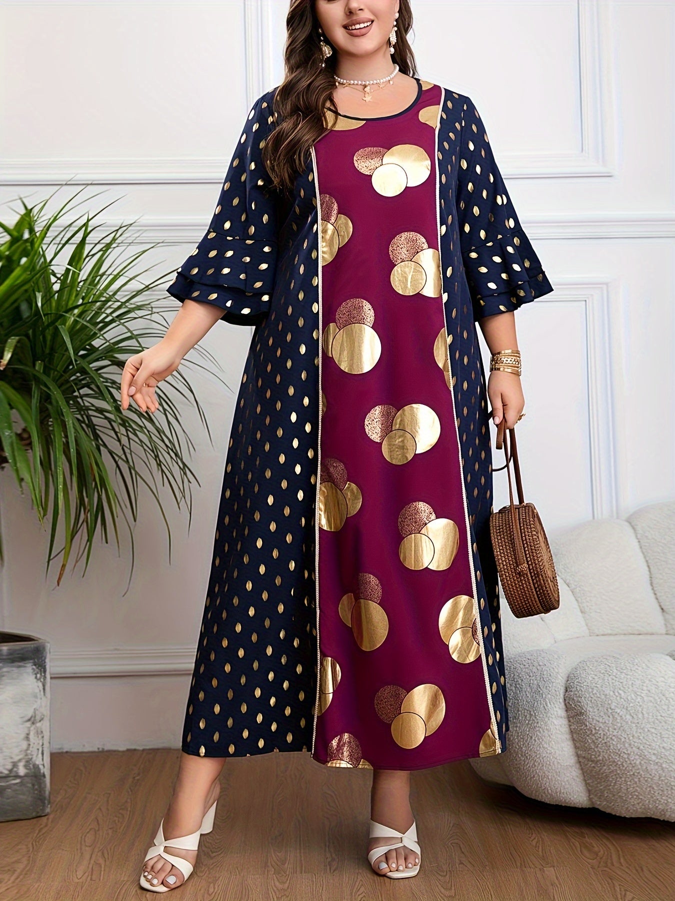 Ayollar uchun kattaroq o'lchamdagi polka nuqta kaftan kiyi, kruj bo'yinli, 3/4 uzunlikdagi qo'lqop, nafis