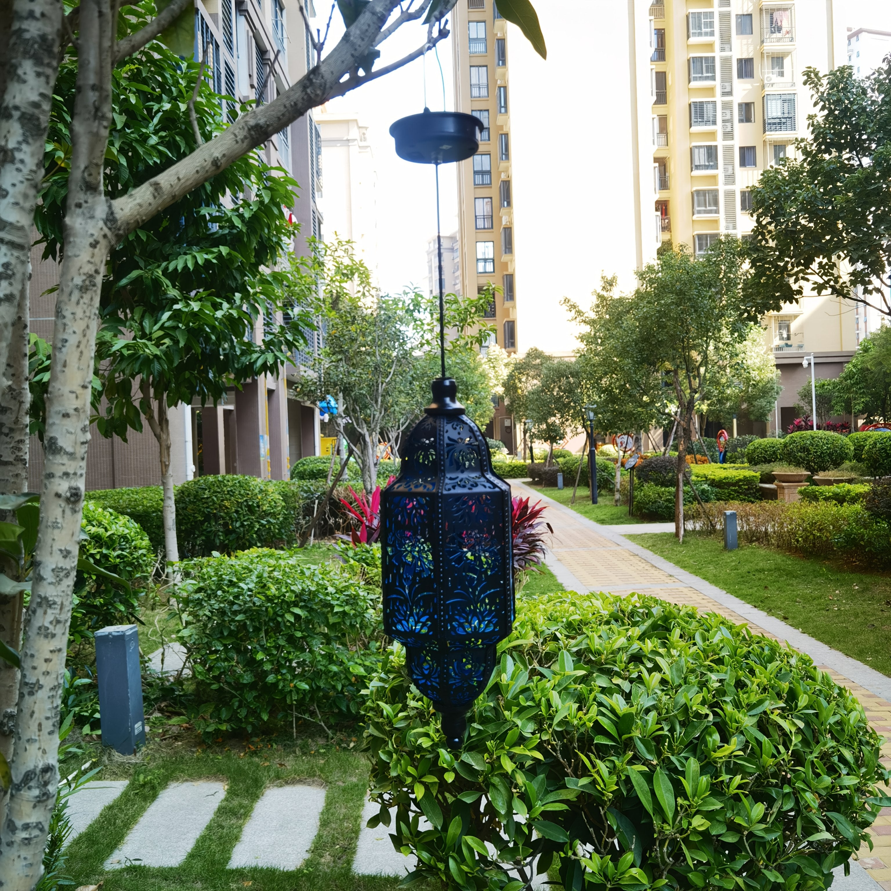 Moroccan Hexagonal Solar Lantern with Flower Projections for Outdoor Decoration