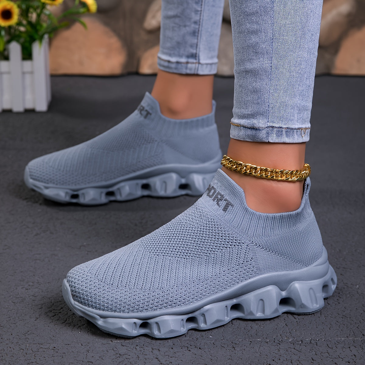 Women's Breathable Knitted Fabric Slip-On Sneakers Casual Athletic Shoes