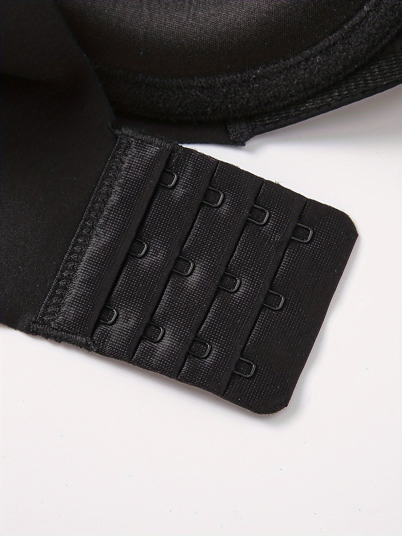 Women’s Seamless Underwire Push-Up Bra with Anti-Sagging Support