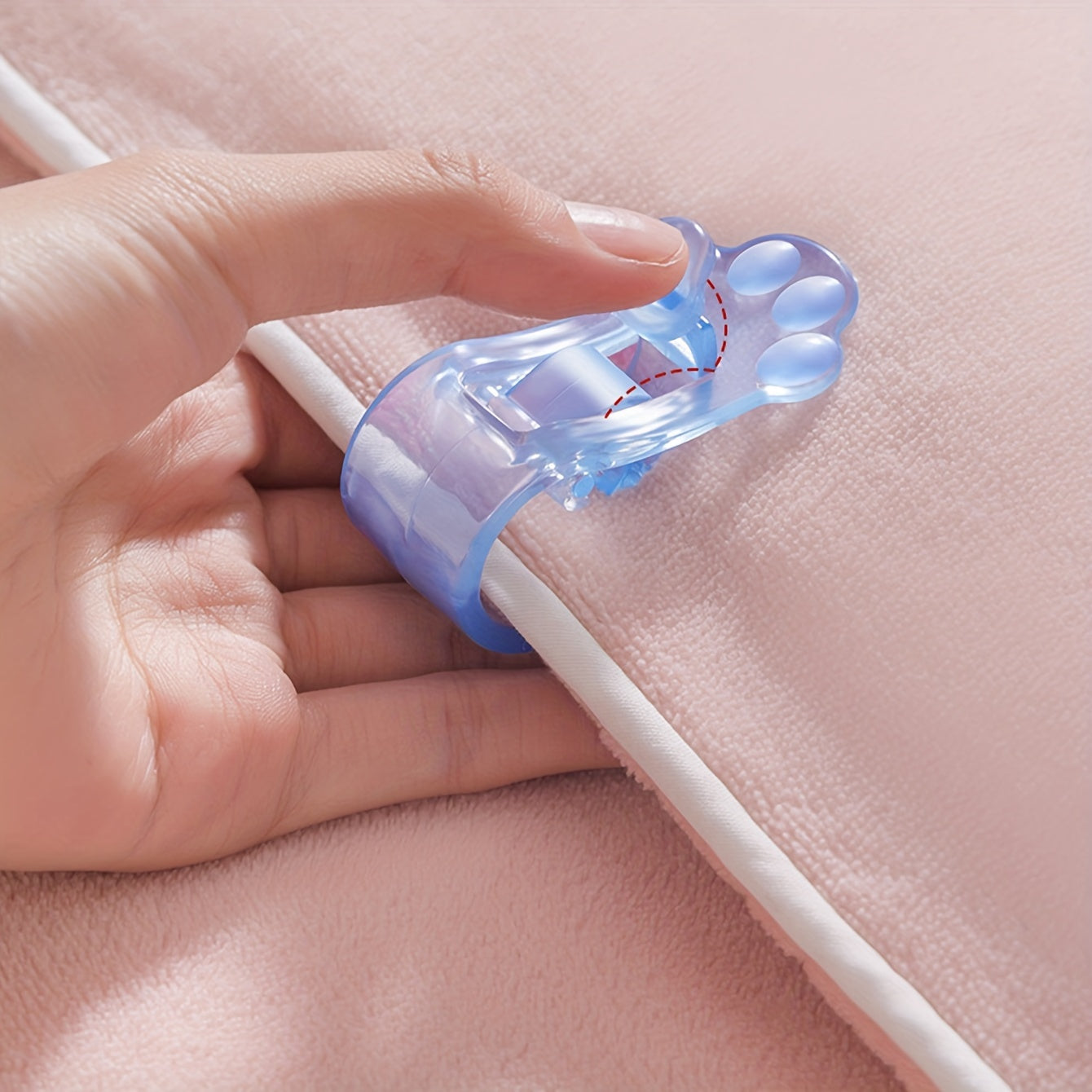 Set of 4 Bed Sheet Clips for Secure Fitted Sheets and Duvets