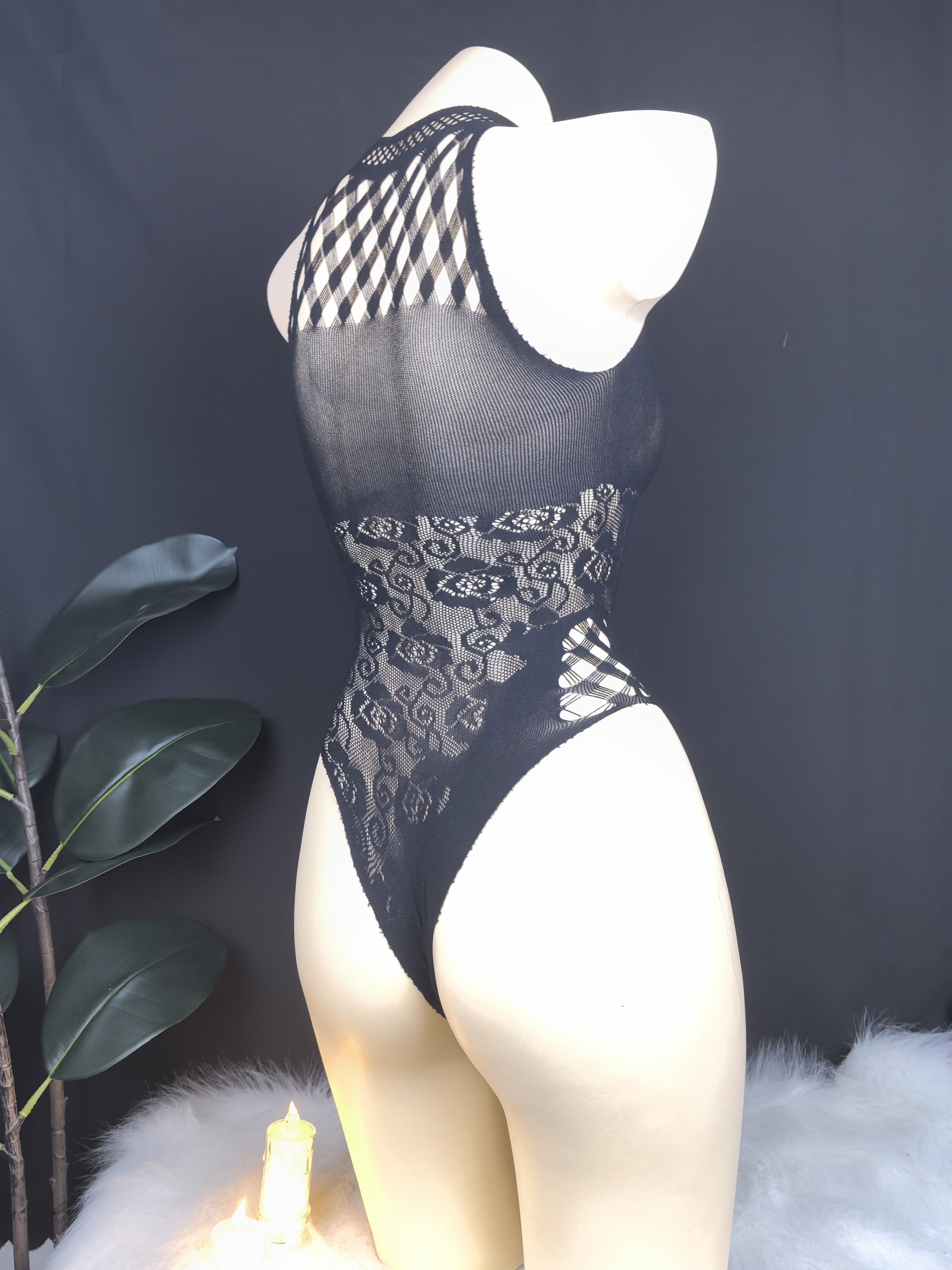 Lencería y bodies de temática europea y americana para mujeres