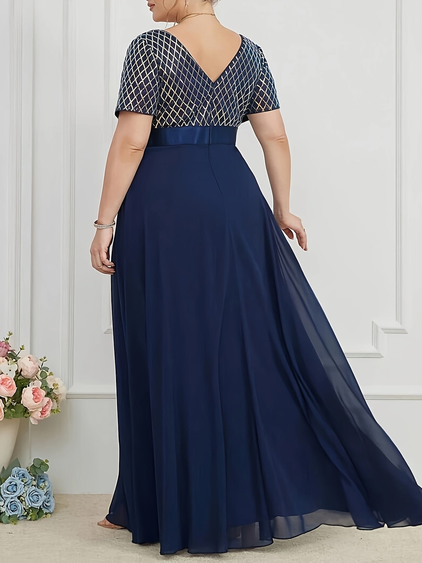 Plus Size Black Geometric Sequin Dress for Weddings and Parties