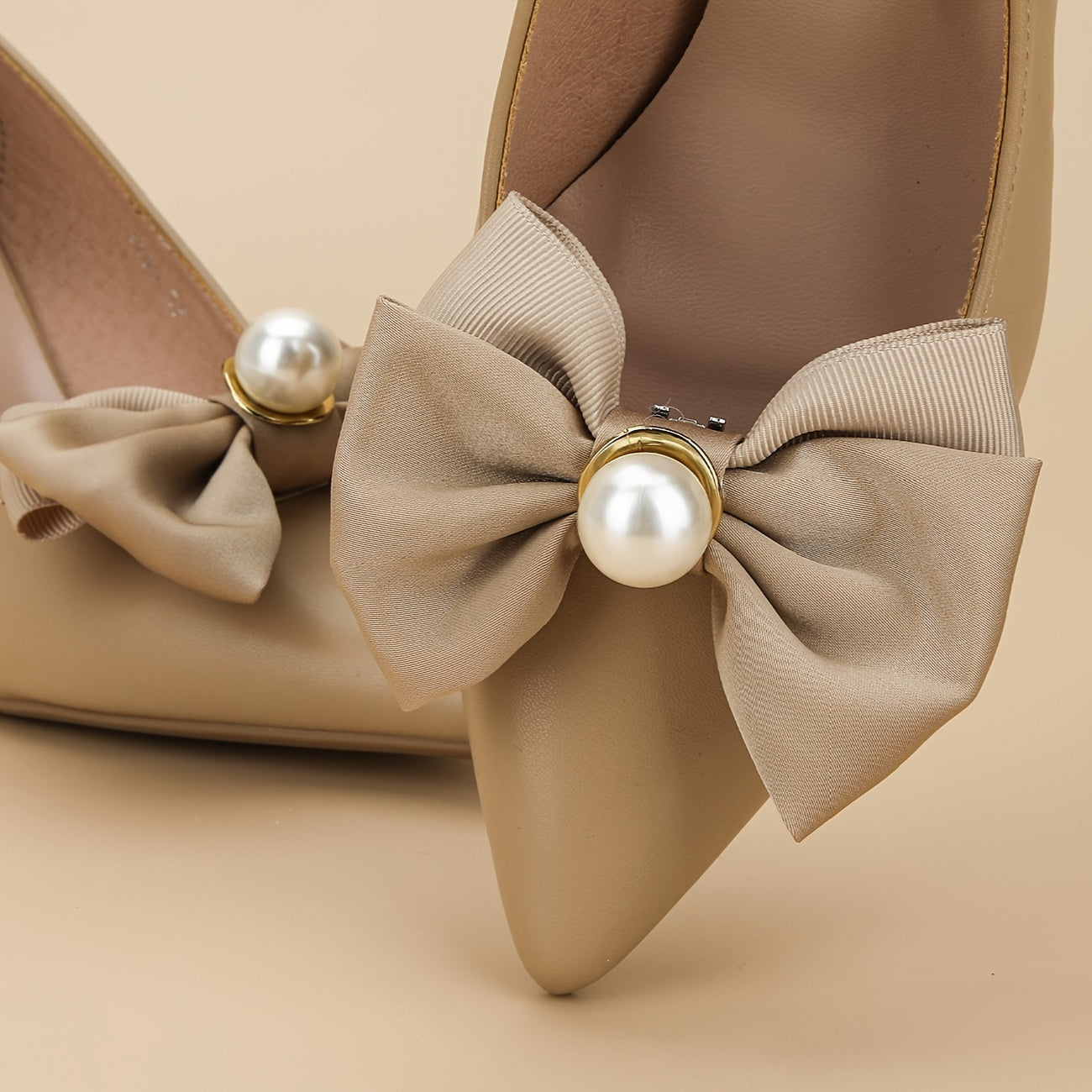 Women Faux Pearl Bowknot Shoe Clips Detachable Buckles for Wedding High Heels